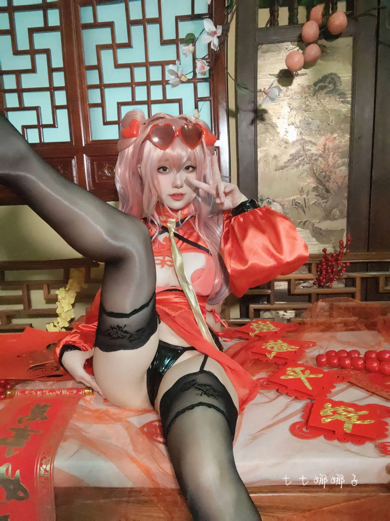 七七娜娜子 – NO.06 布莱默顿新春旗袍-布宝自拍 [47P]插图8