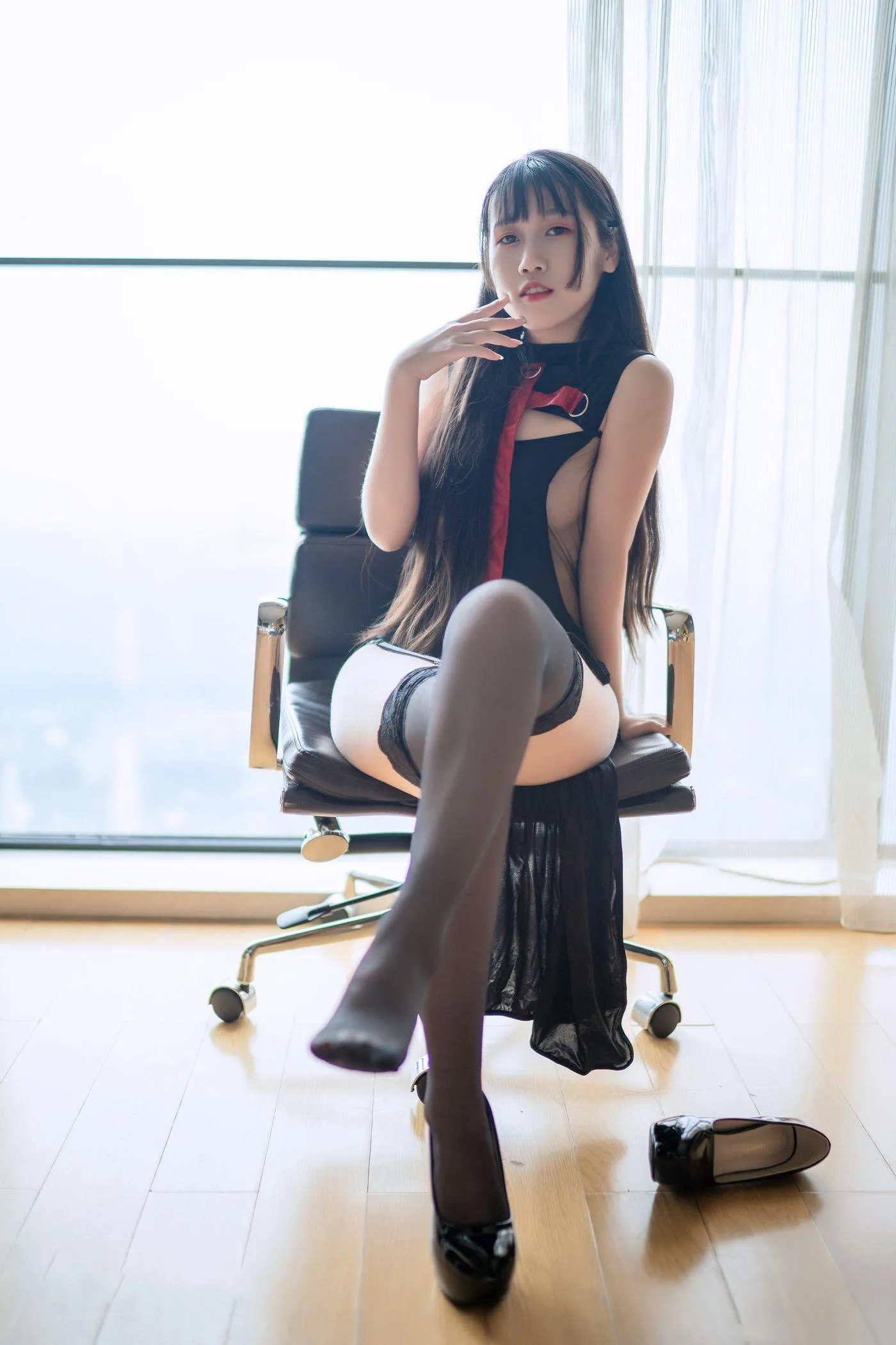 不呆猫 – NO.06 连体黑丝 [35P]插图1