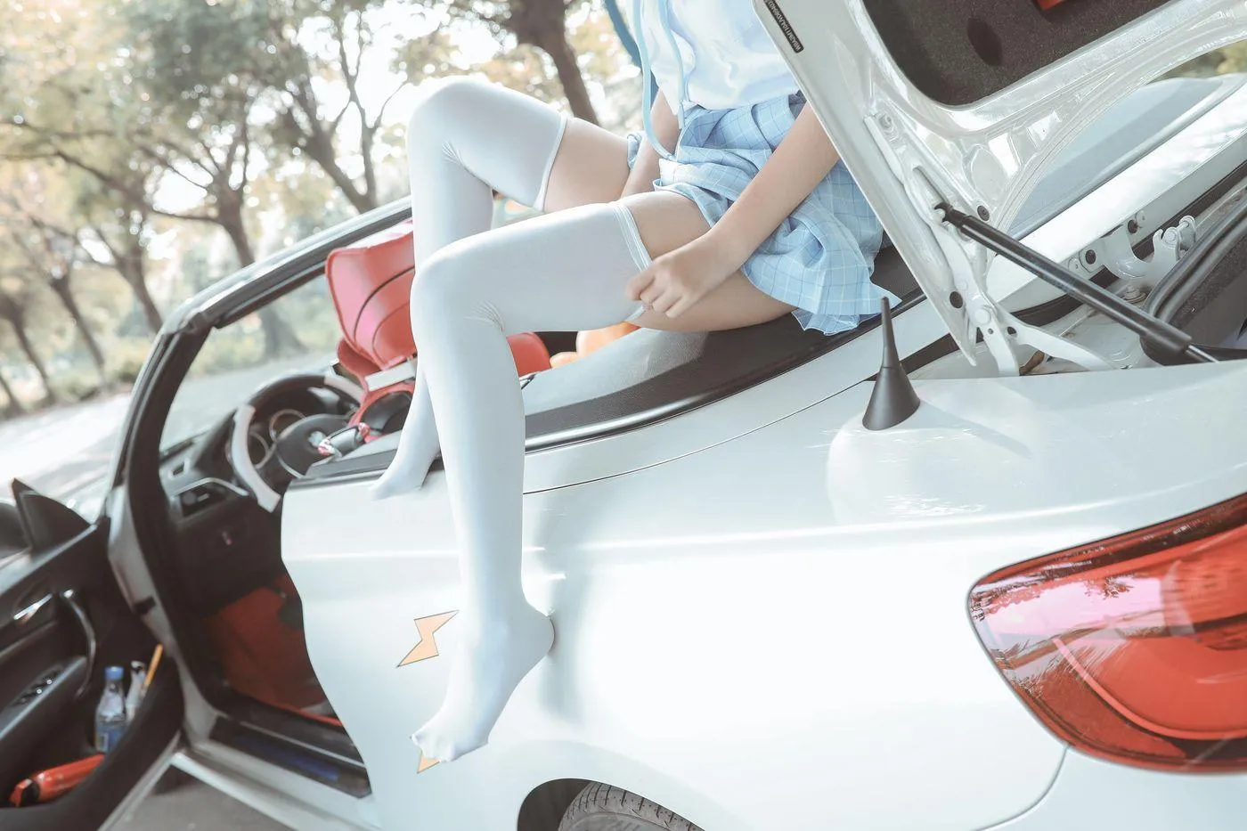 不呆猫 – NO.24 白丝过膝袜 [21P]插图6