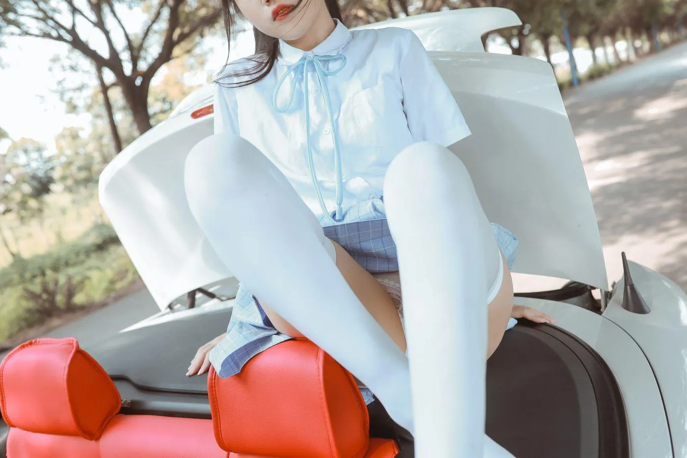 不呆猫 – NO.24 白丝过膝袜 [21P]插图