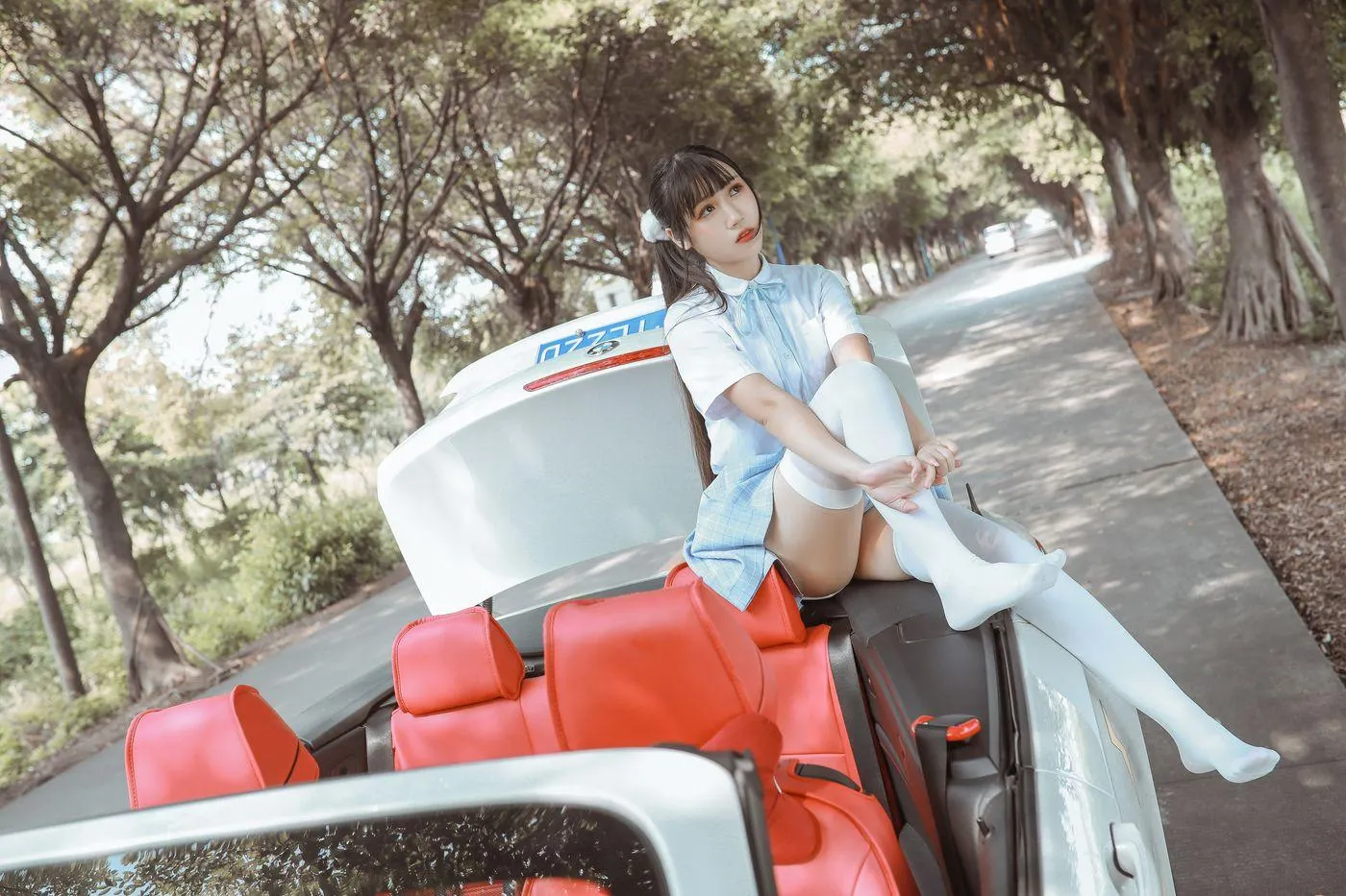 不呆猫 – NO.24 白丝过膝袜 [21P]插图2