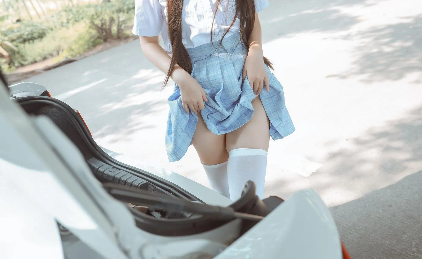 不呆猫 – NO.24 白丝过膝袜 [21P]插图5