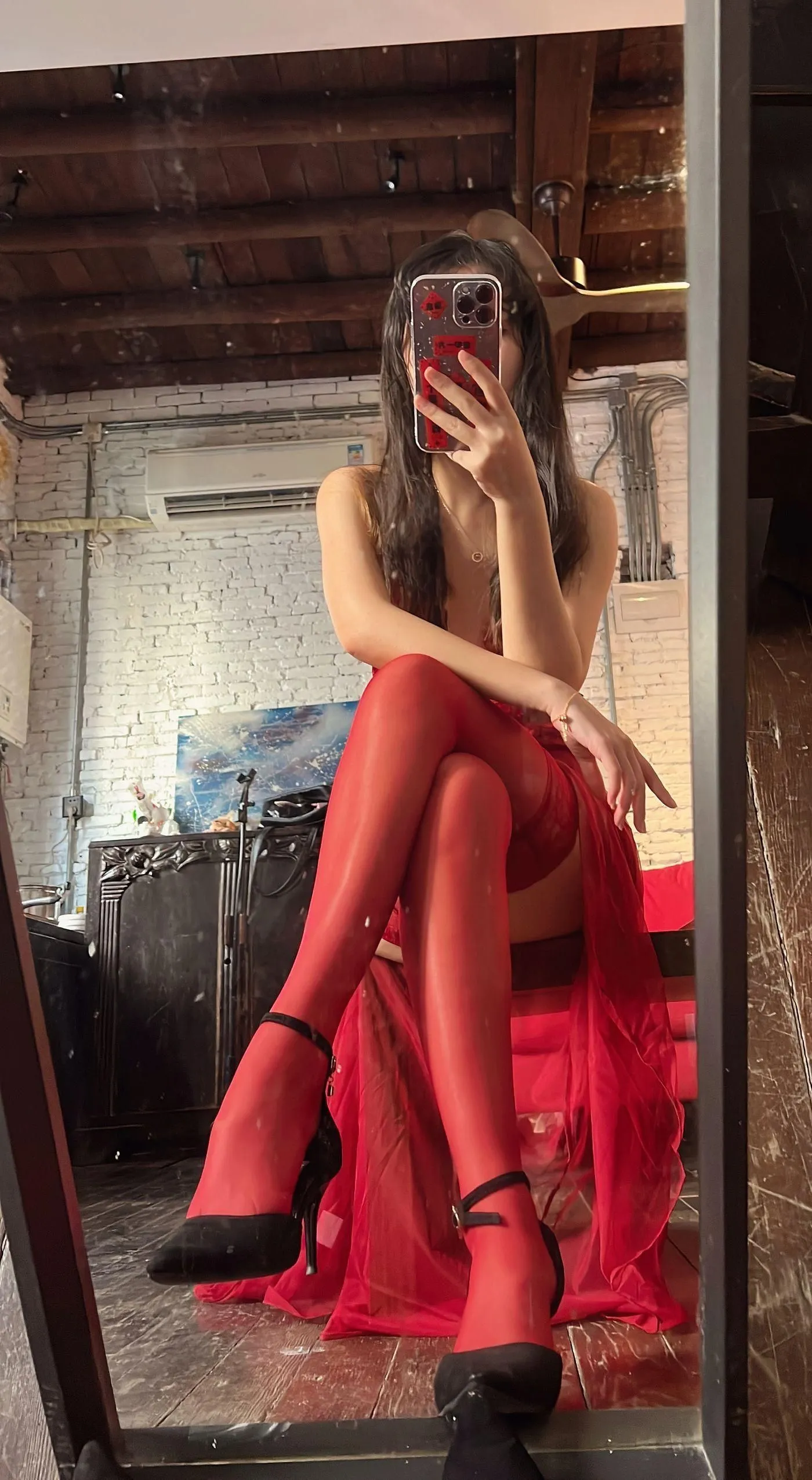 不呆猫 – NO.30 霸气红色人妻 [57P]插图9