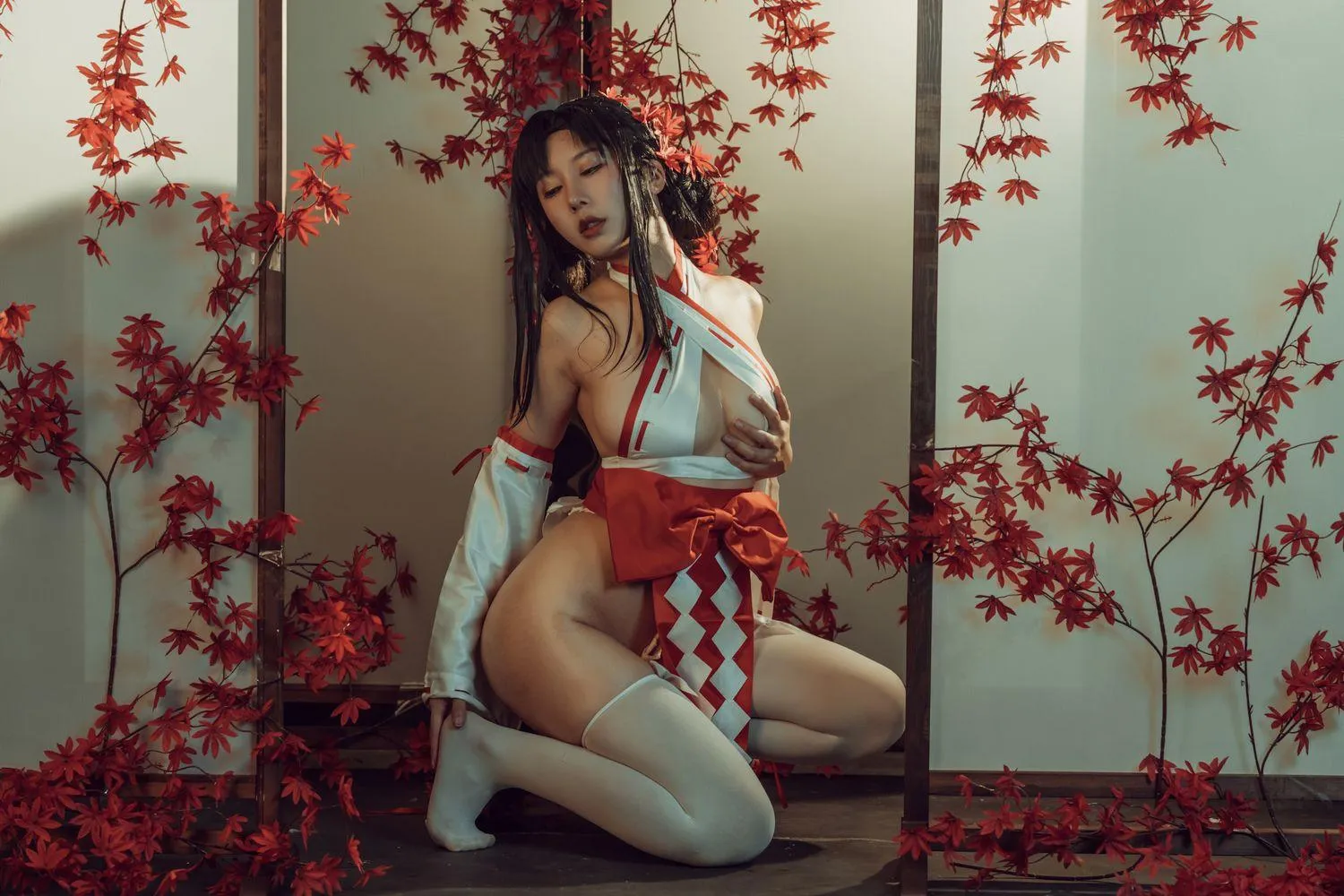 云溪溪 – NO.04 奶桃 巫女 [43P]插图8