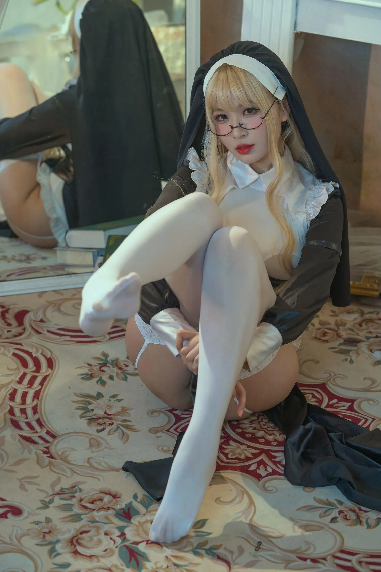 云溪溪 – NO.49 奶桃 N62修女团 [50P]插图