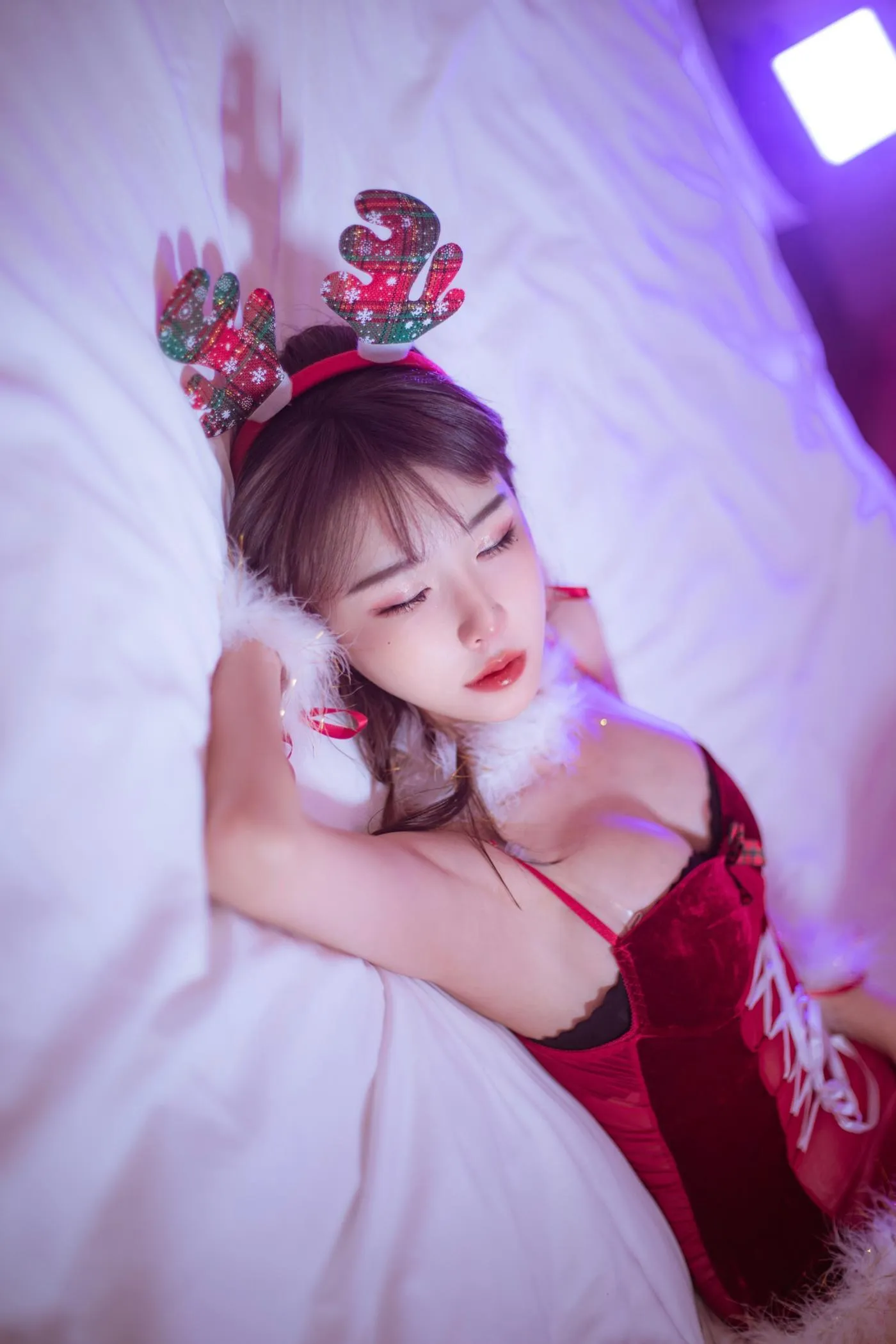余多多Dudu – NO.01 圣诞特辑写真 [28P]插图5