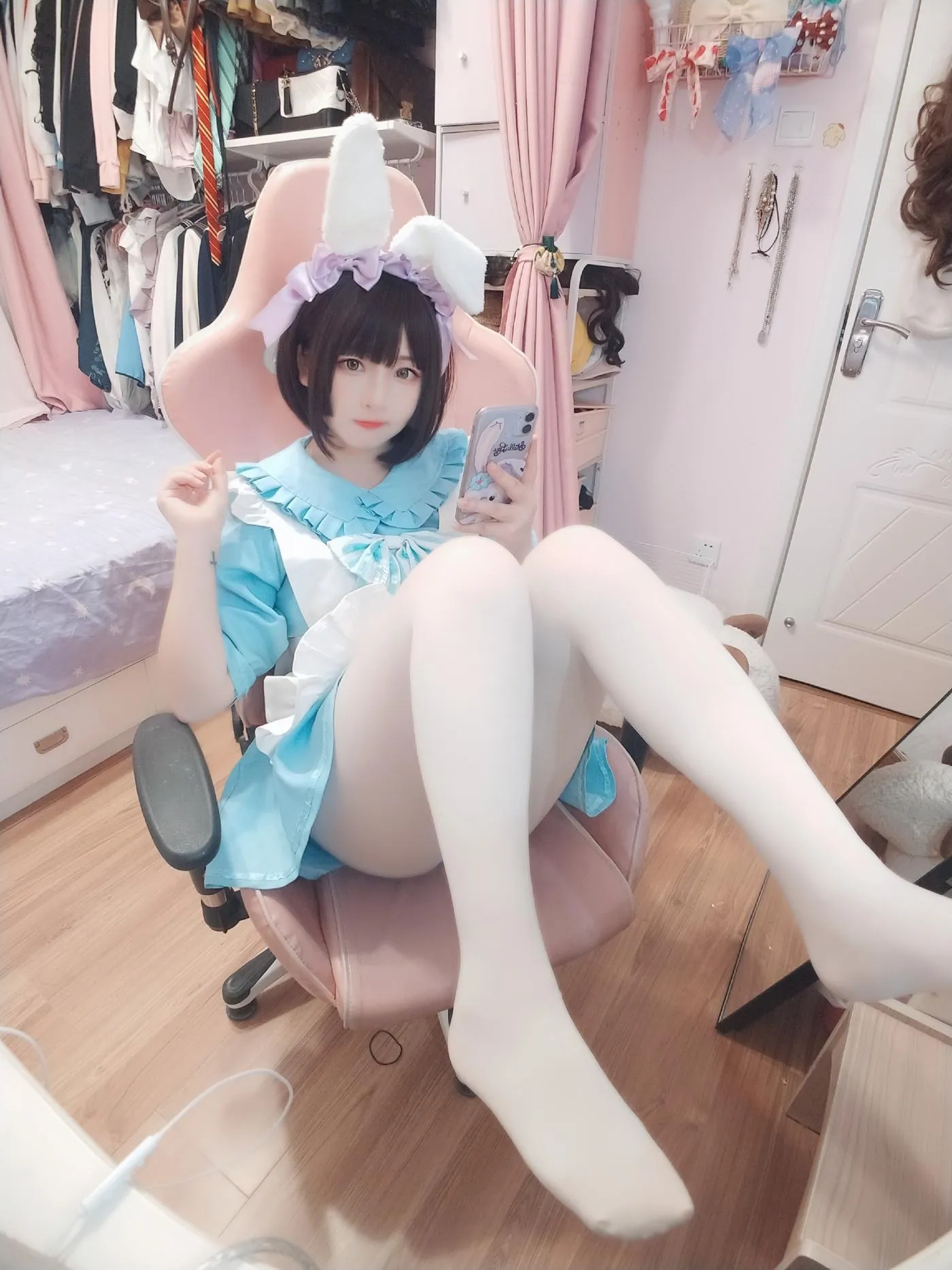古川kagura – NO.36 白丝女仆 [49P]插图1