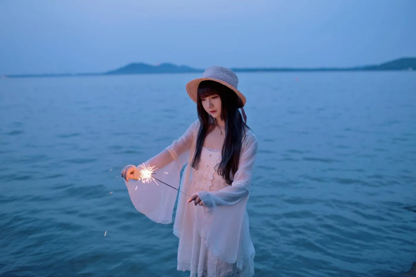 古川kagura – NO.37 东湖烟火 [21P]插图3
