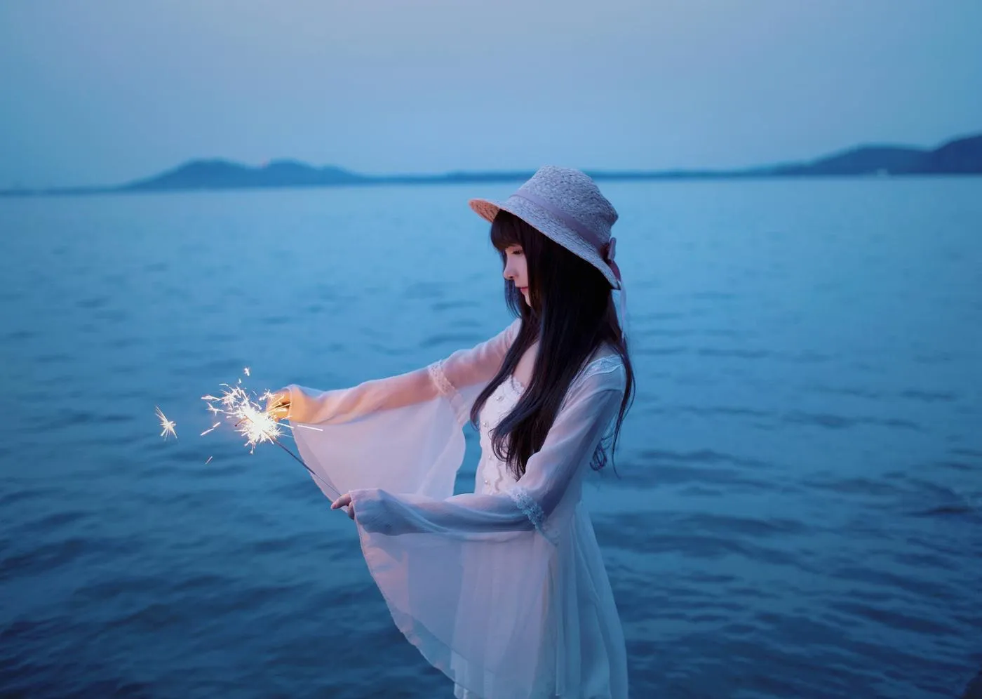 古川kagura – NO.37 东湖烟火 [21P]插图4