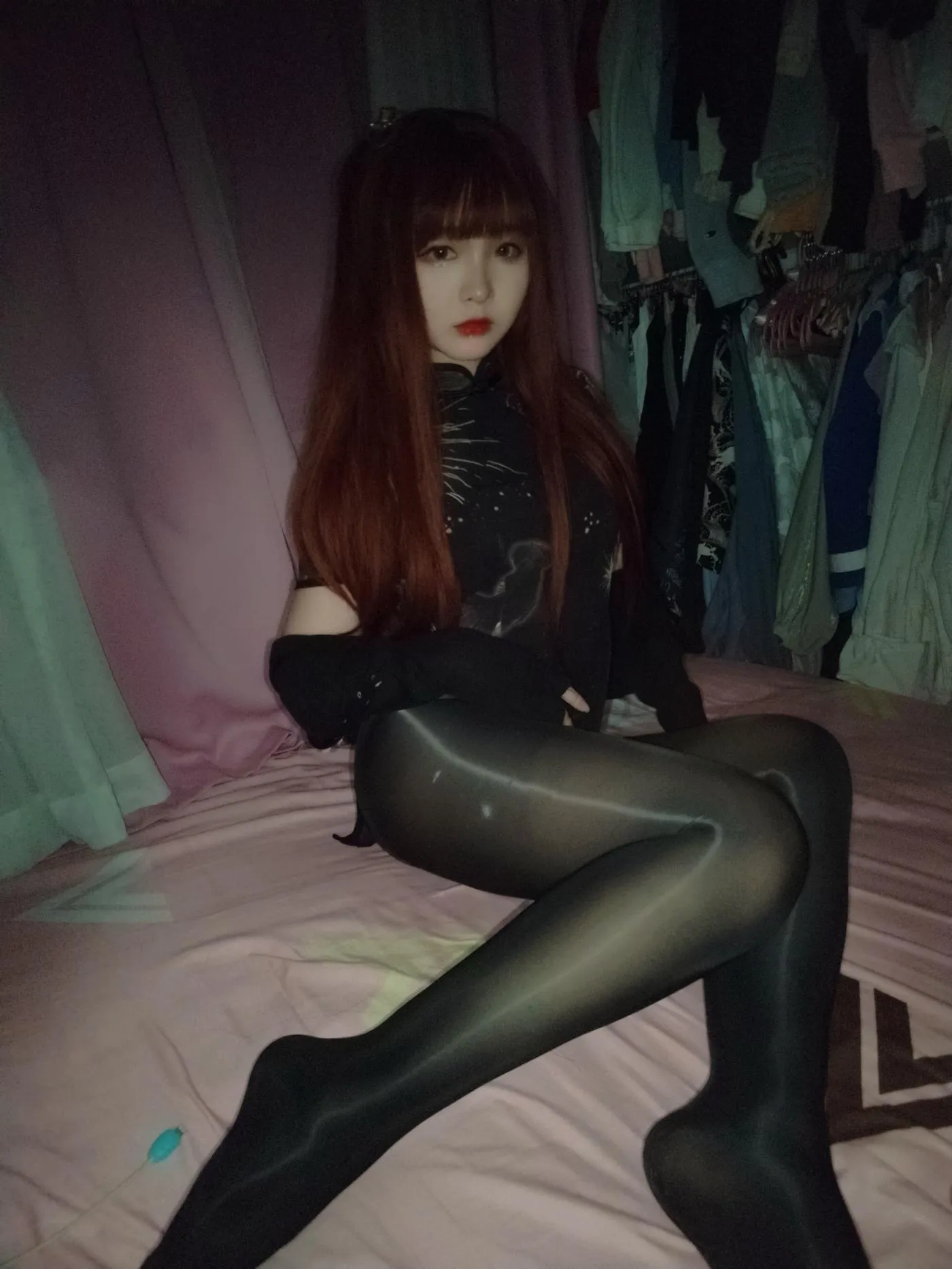 古川kagura – NO.44 亮丝黑旗袍 [42P]插图