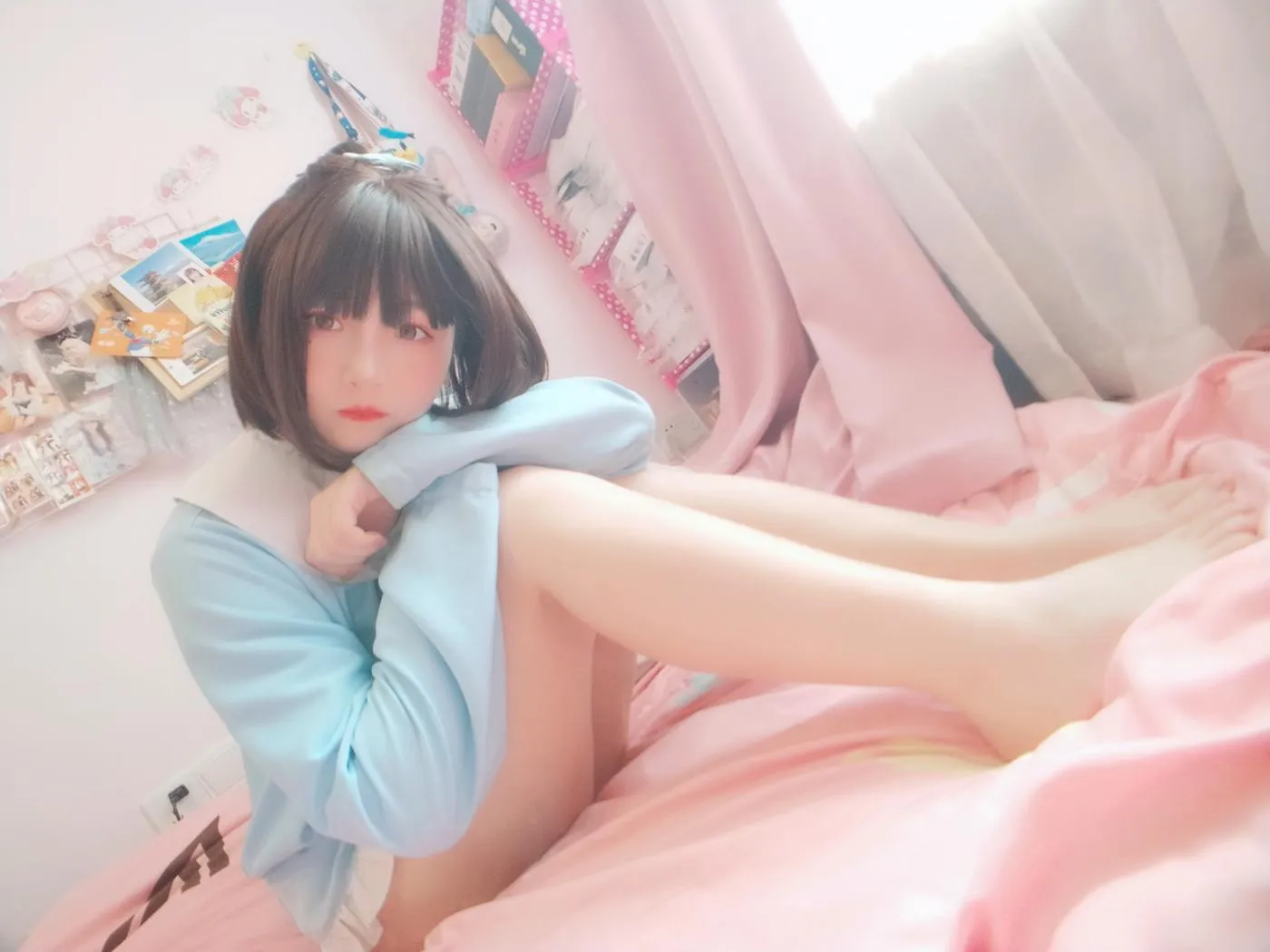 古川kagura – NO.59 淡蓝衣白袜果足 [41P]插图6