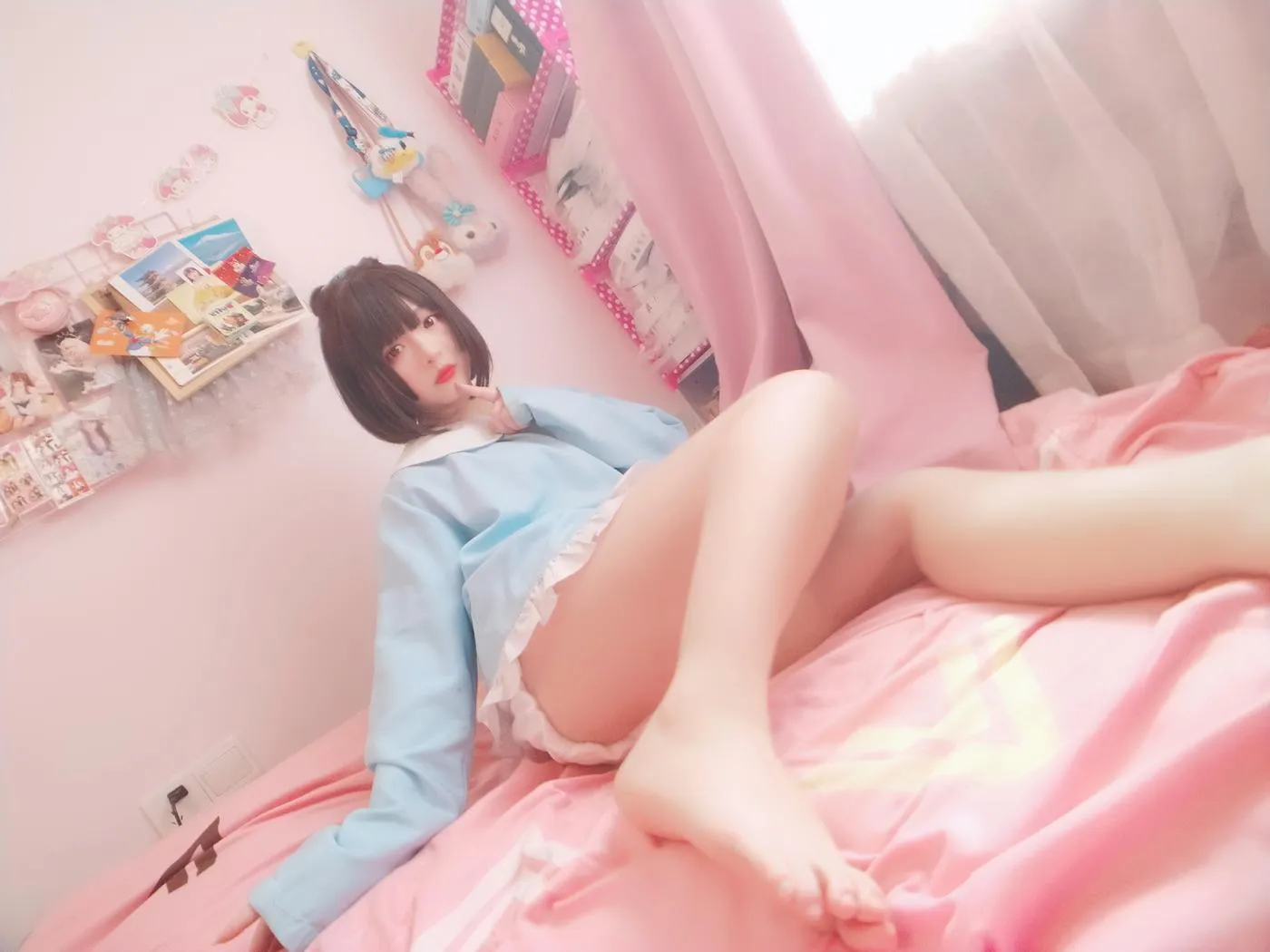 古川kagura – NO.59 淡蓝衣白袜果足 [41P]插图