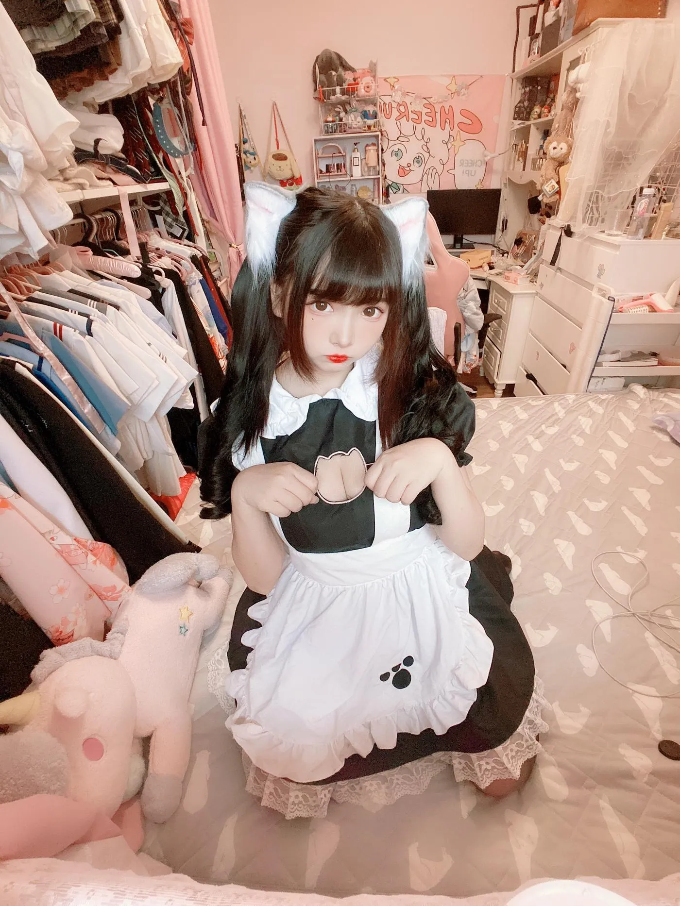 古川kagura – NO.62 黑丝开胸 猫耳女仆 [55P]插图