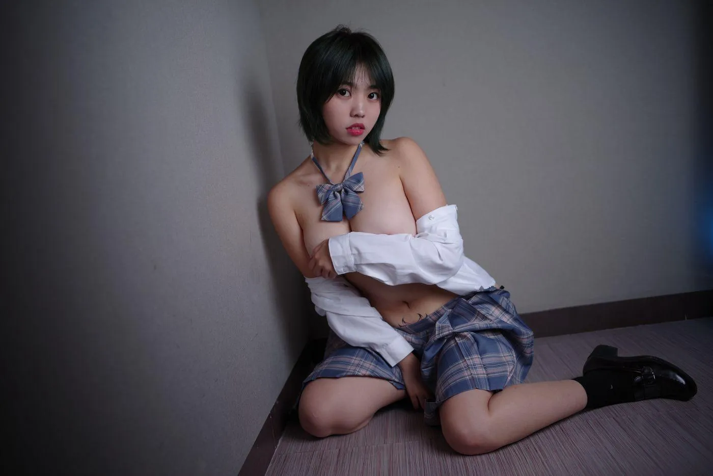 啊日日_Ganlory – NO.12 肉色糜烂 [57P]插图7