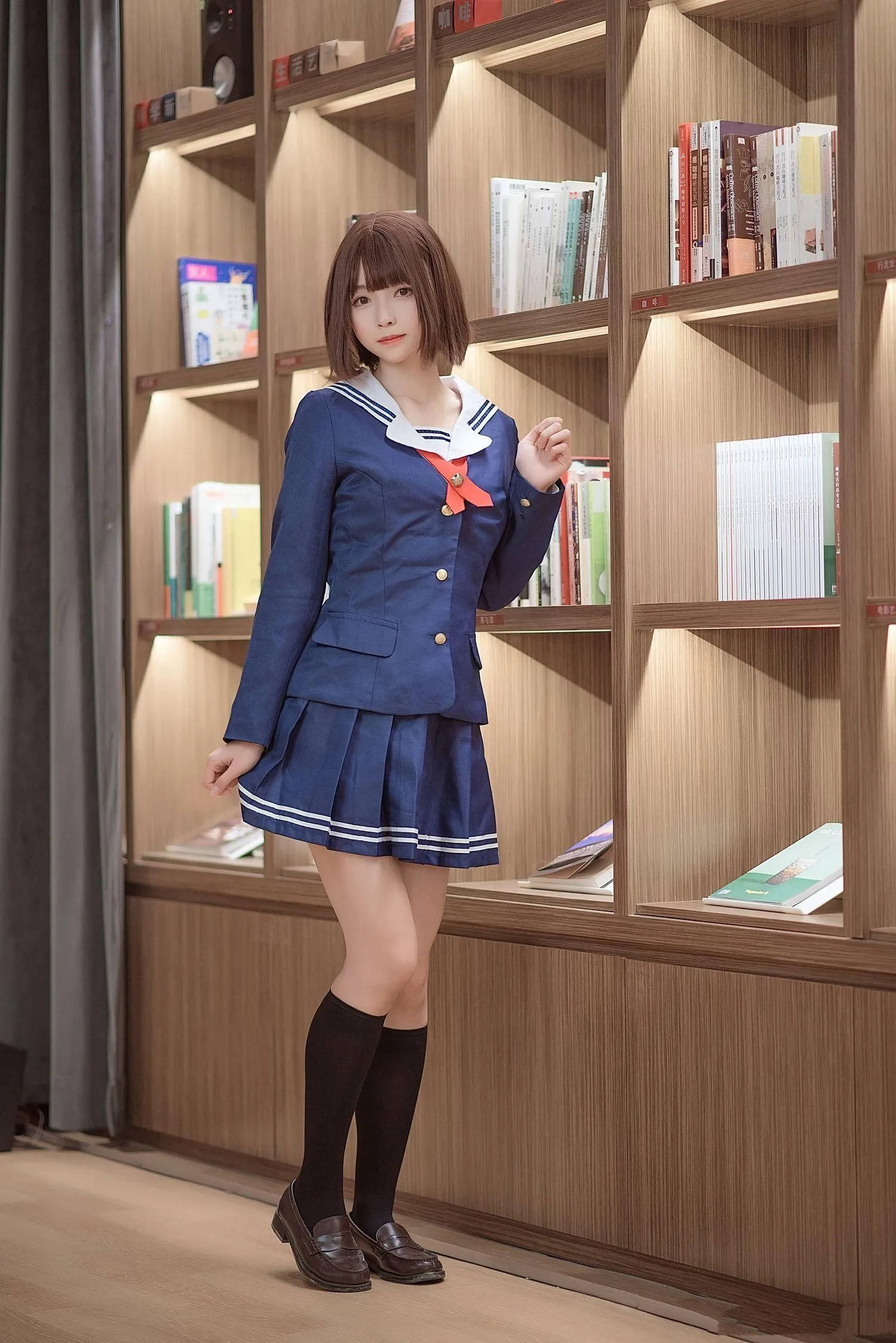 大大卷卷小卷 NO.017 加藤惠校服 [19P]插图2