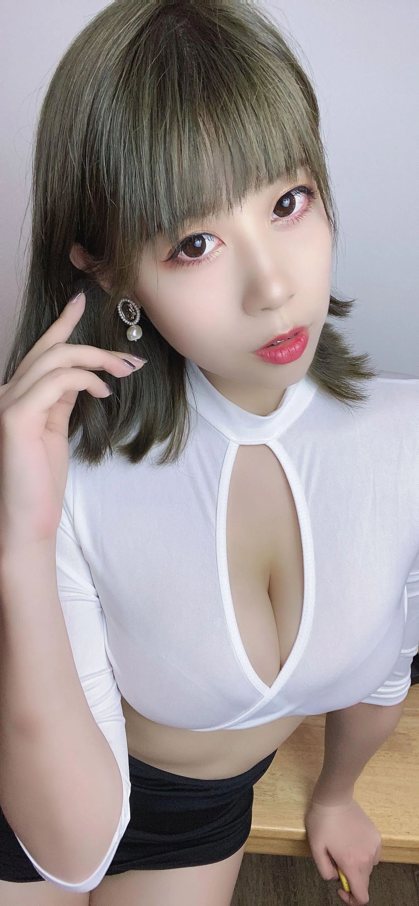 奈汐酱nice – NO.14 12号自拍本-不务正业小秘书 [51P]插图4