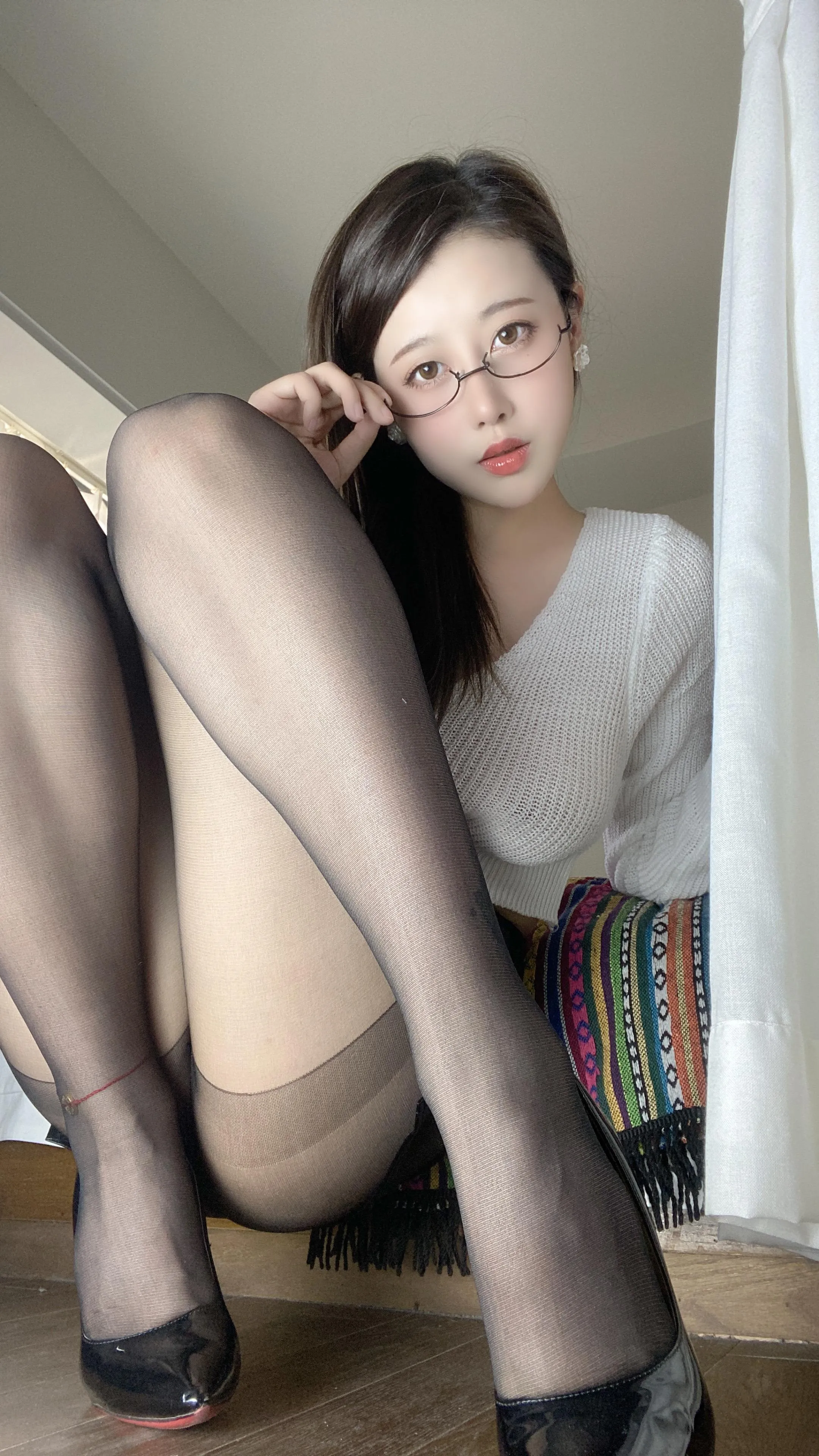 奈汐酱nice – NO.37 24号自拍本 姐姐 [75P]插图3