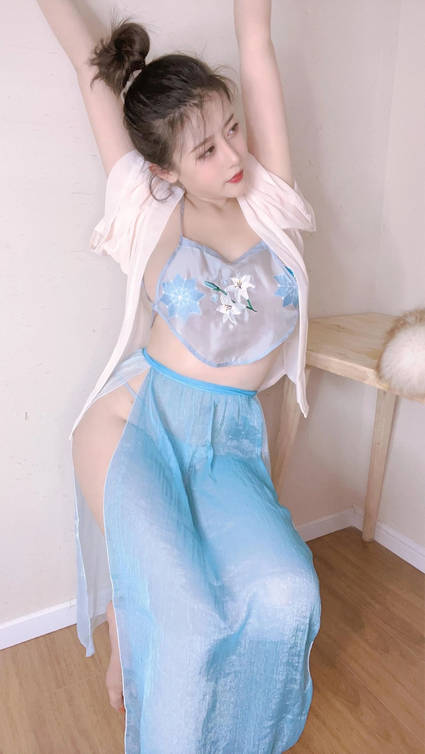 奈汐酱nice – NO.47 32号自拍本 古风老板娘 [52P]插图3