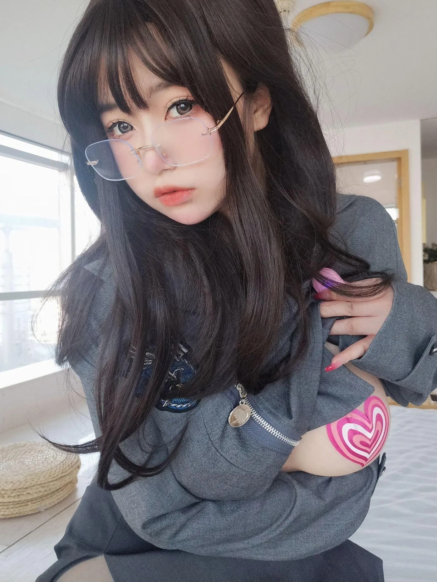 女主K – NO.17 沉默的学姐 [102P]插图9