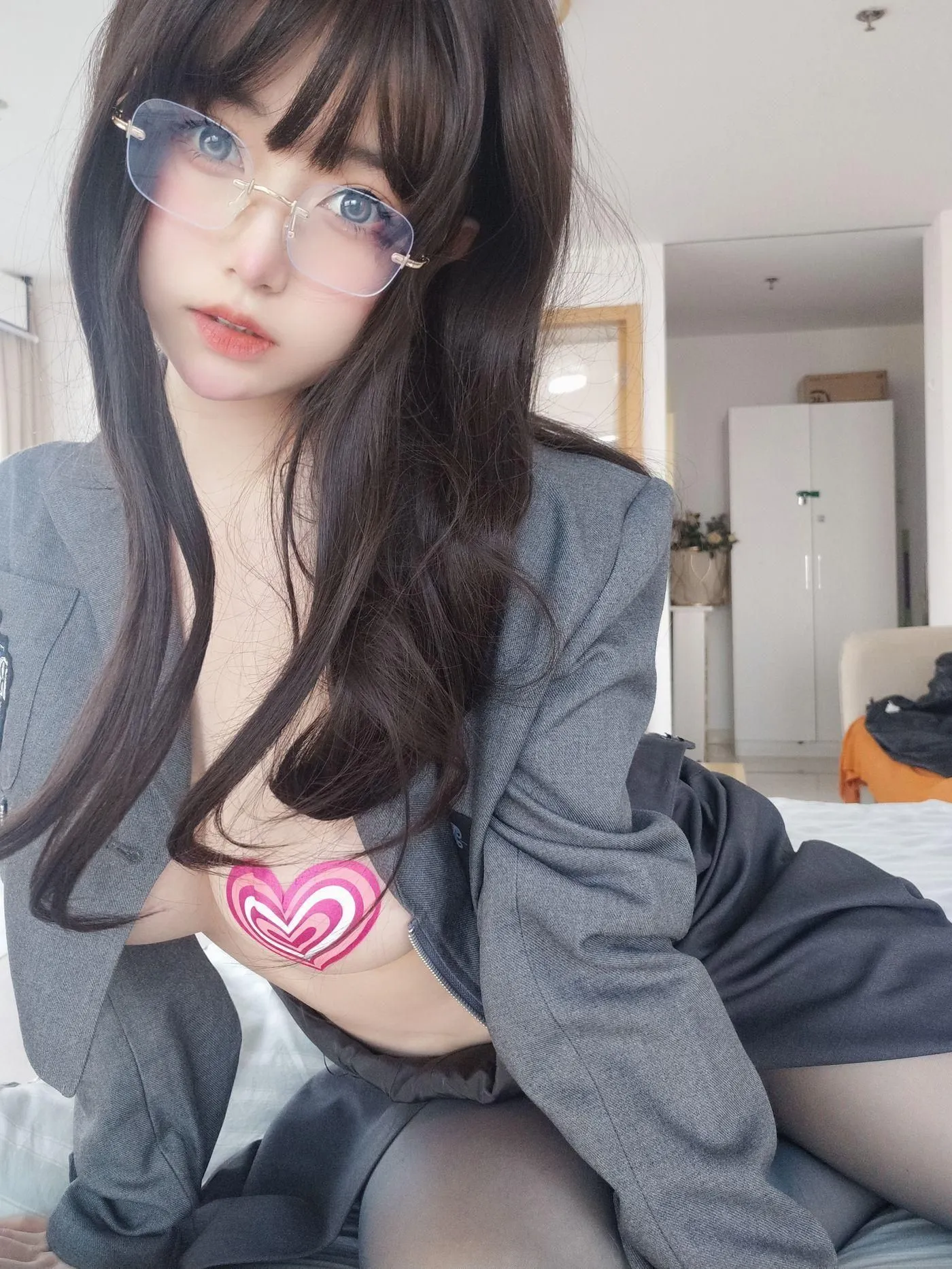 女主K – NO.17 沉默的学姐 [102P]插图8