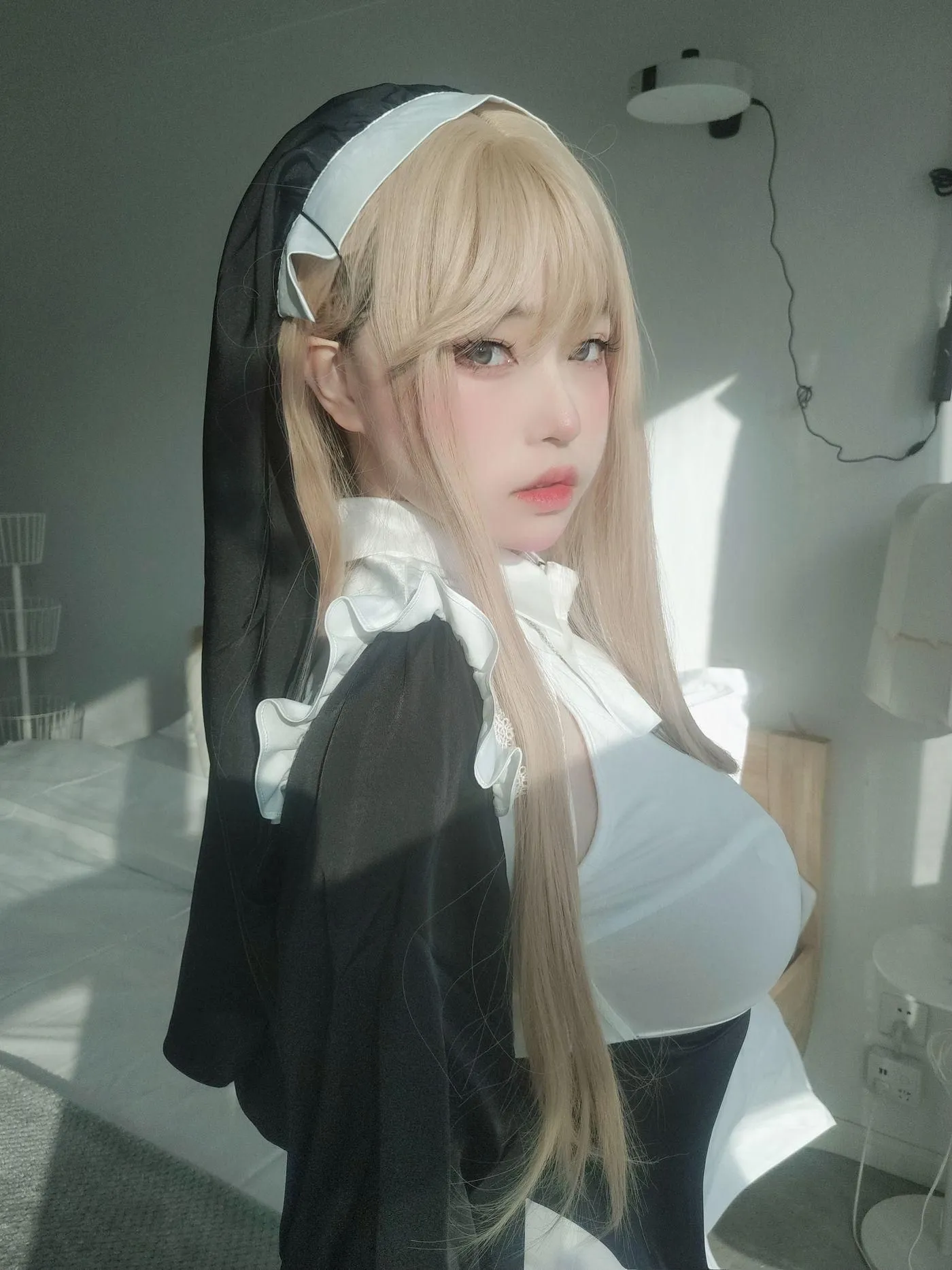 女主K – NO.18 修女 [80P]插图4
