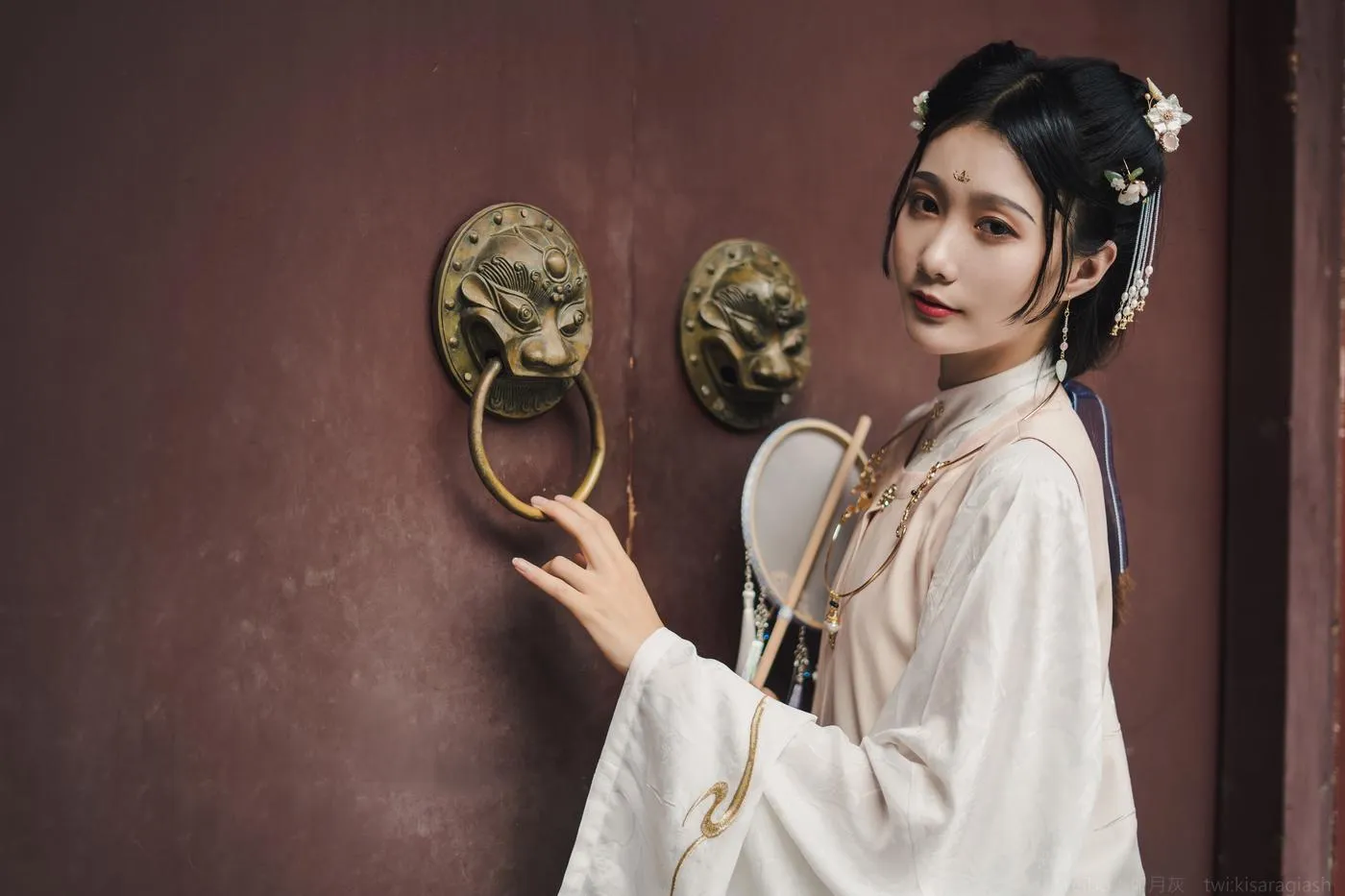 如月灰 – NO.09 汉服 大慈寺外景 [9P]插图6