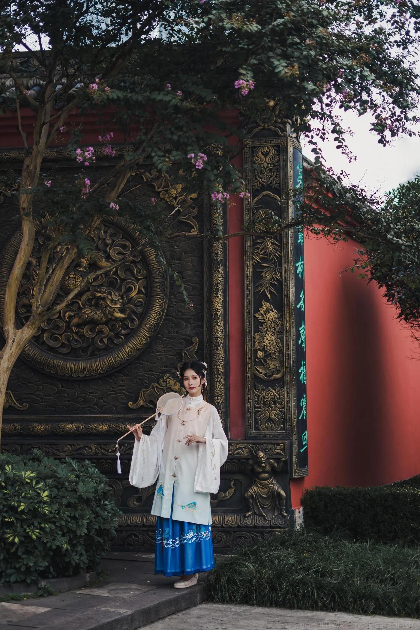 如月灰 – NO.09 汉服 大慈寺外景 [9P]插图7
