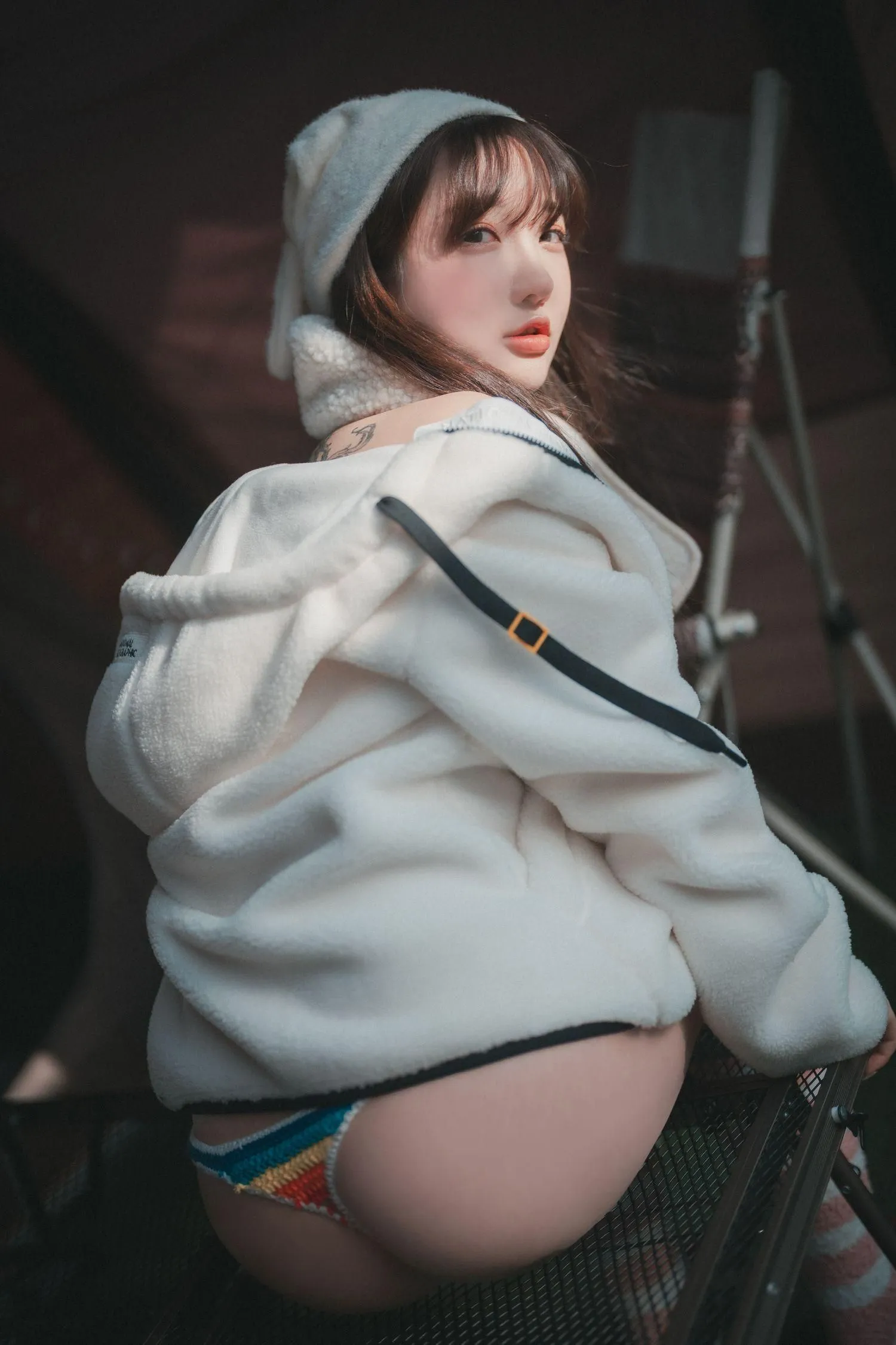 孫樂樂 DJAWA Romantic Winter Glamping-A_version [53P]插图1