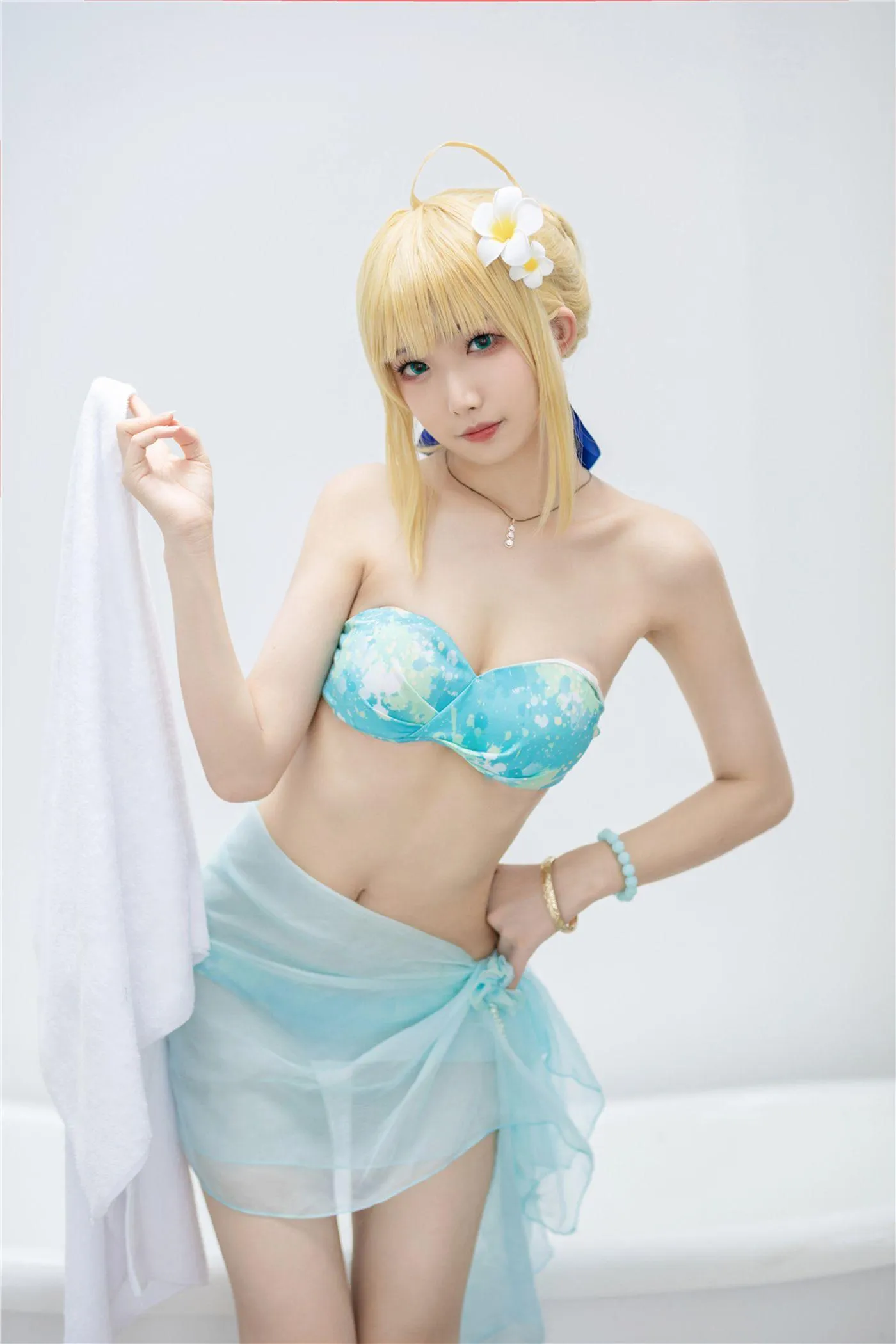 封疆疆v – NO.17 阿尔托莉雅·潘德拉贡 泳装 [40P]插图3