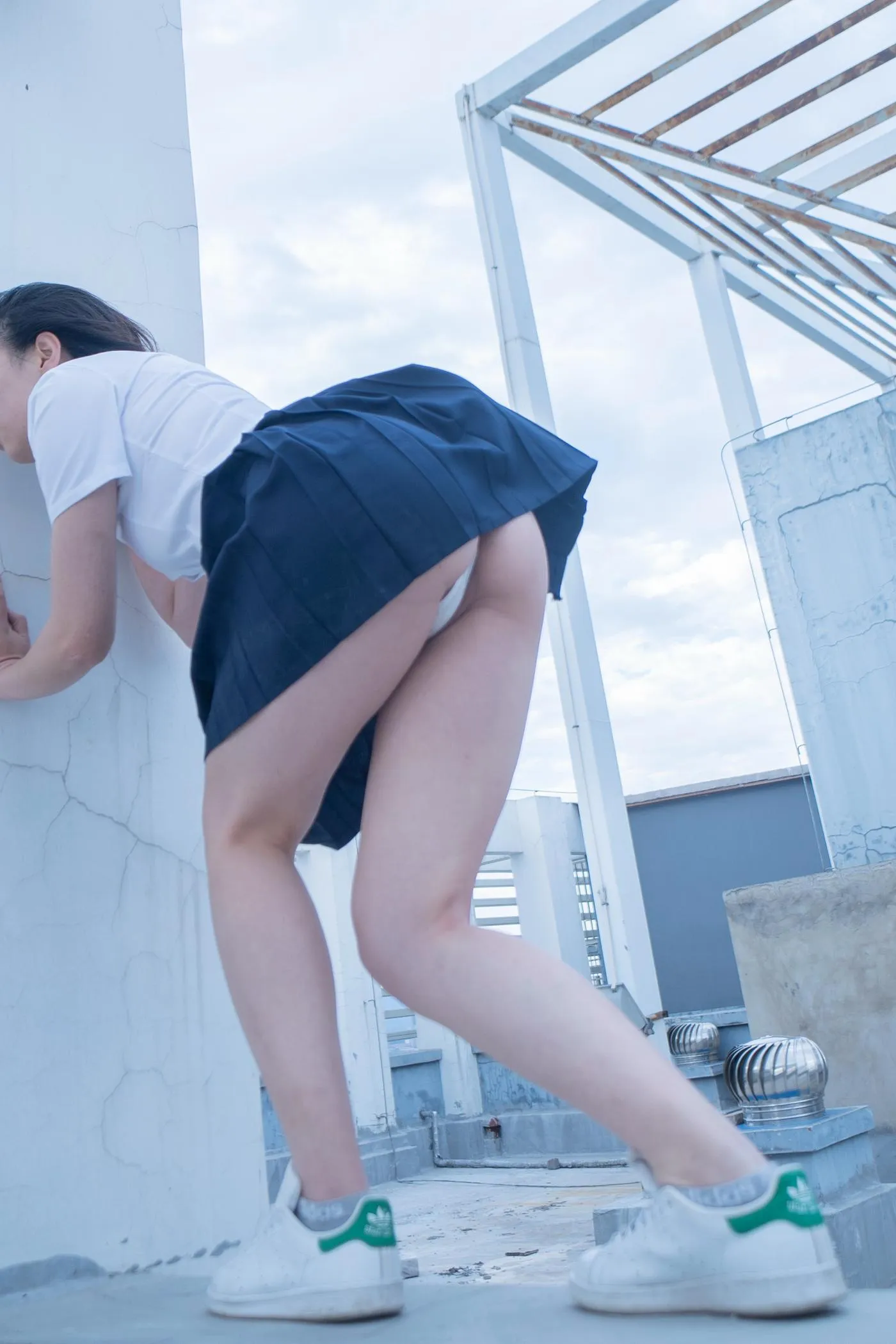 小何童鞋作品 – NO.16 Tang [43P]插图1