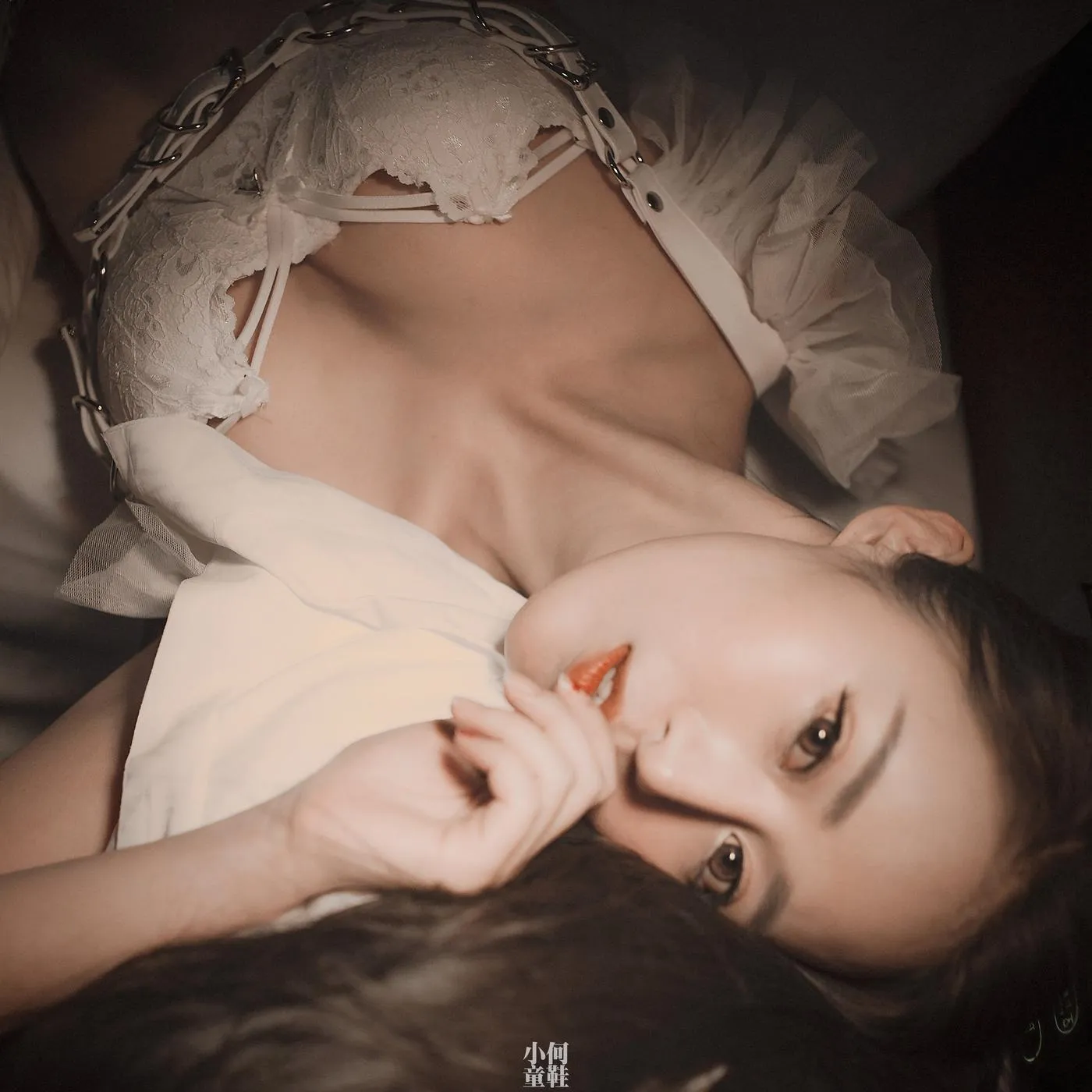 小何童鞋作品 – NO.23 白丝内衣 [15P]插图3
