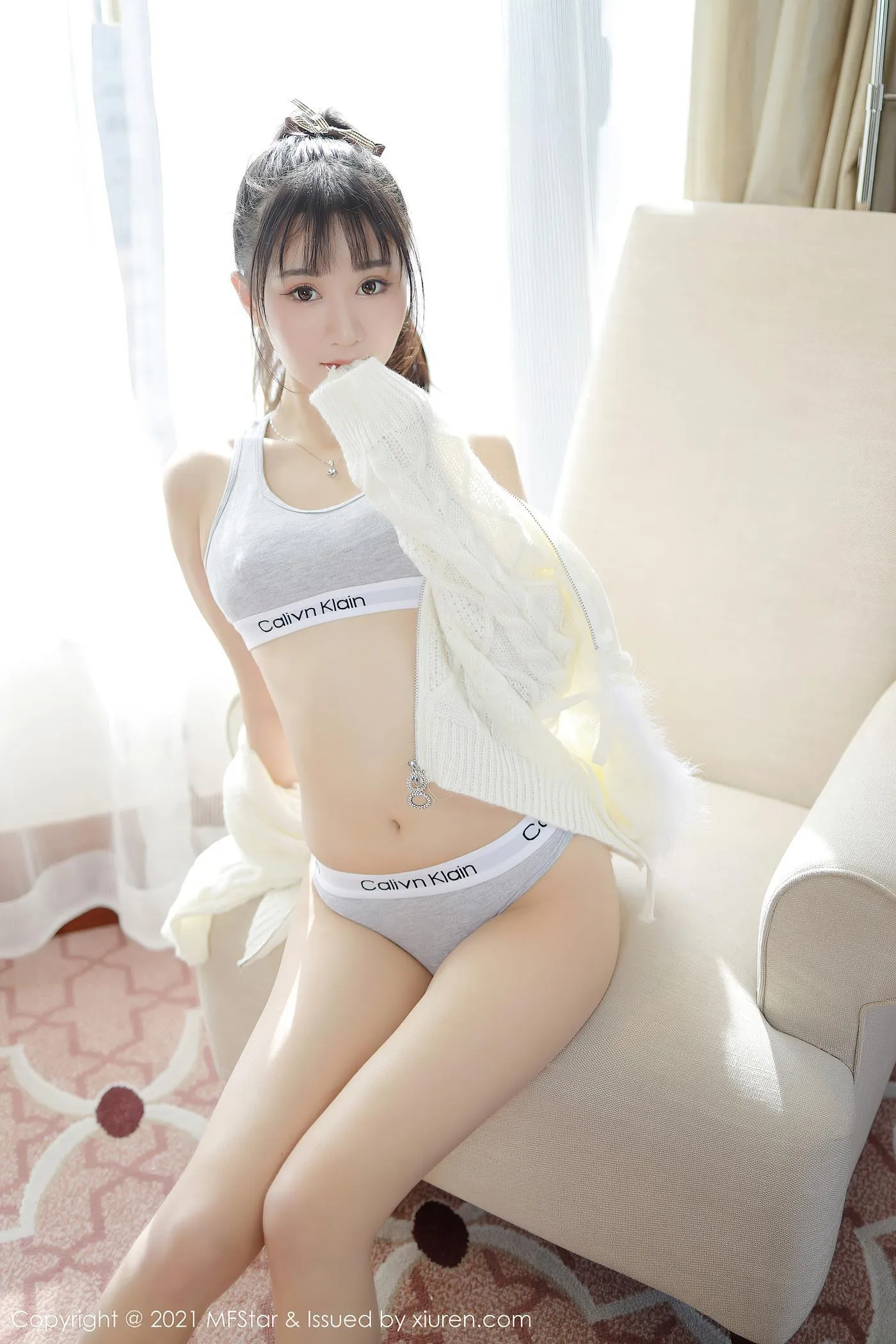 [MFStar模范学院] 2021.03.12 Vol.467 小果冻儿 [43P]插图2