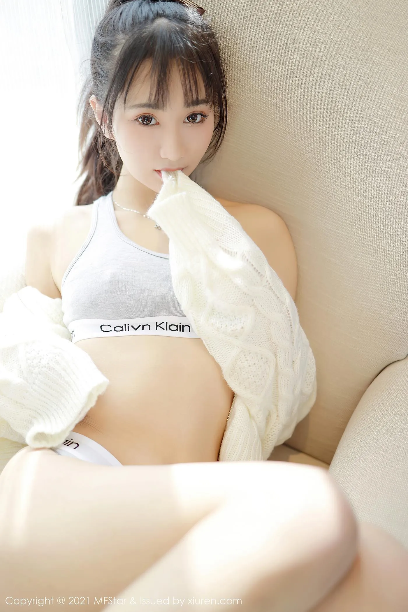 [MFStar模范学院] 2021.03.12 Vol.467 小果冻儿 [43P]插图1