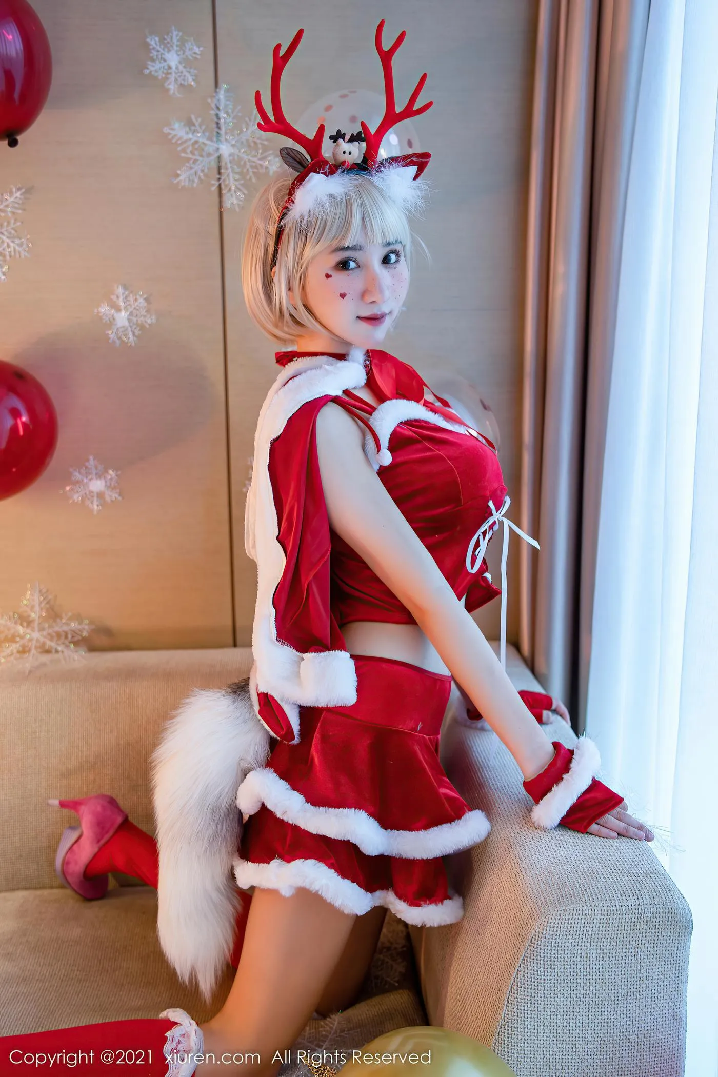 [XIUREN秀人网] 2021.12.06 NO.4300 小果冻儿 [58P]插图1