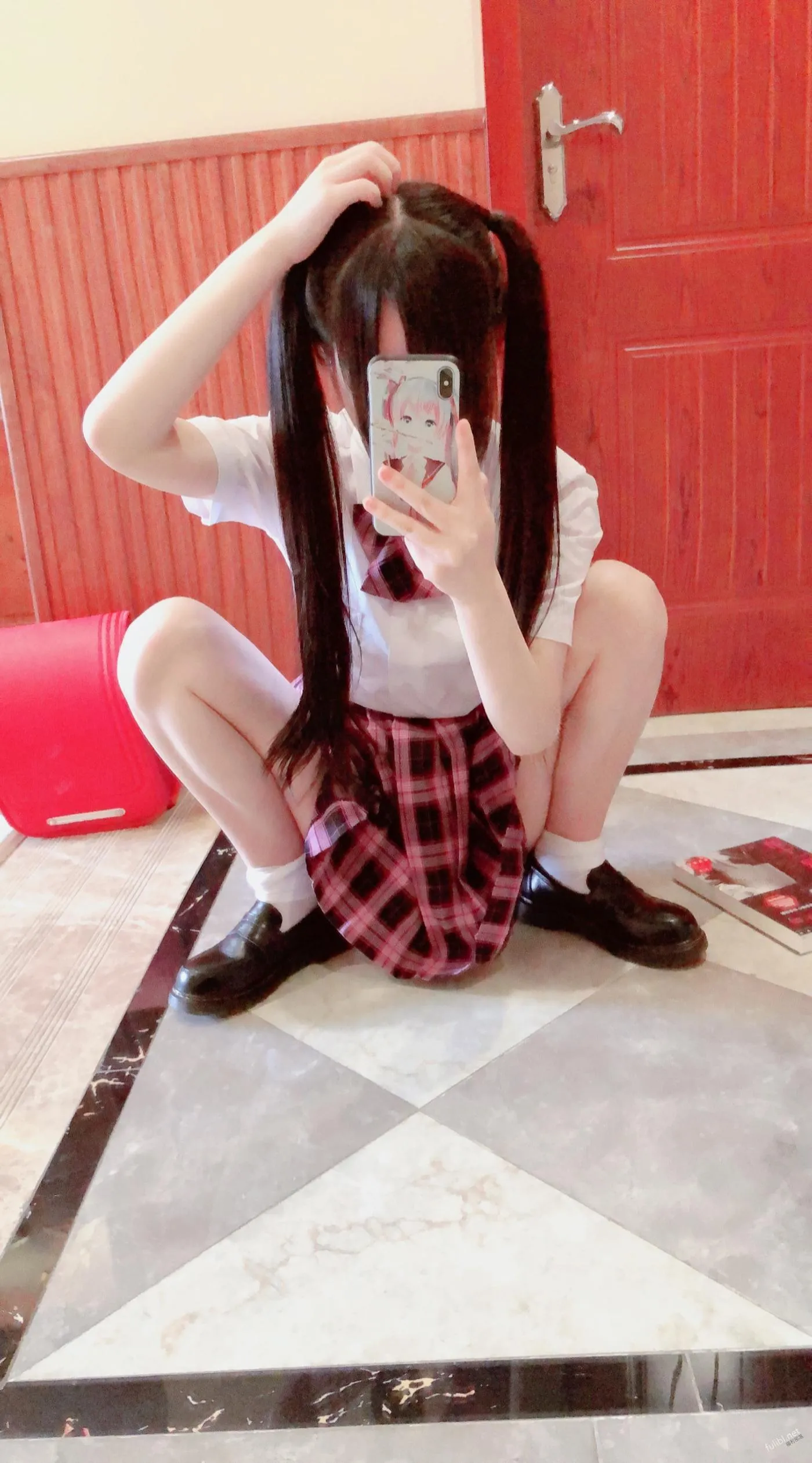 小野樱 – NO.06 草莓胖次与JK裙 [15P]插图8