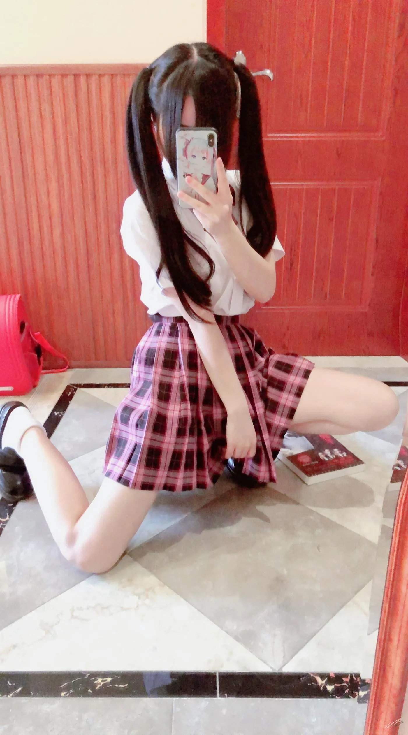 小野樱 – NO.06 草莓胖次与JK裙 [15P]插图2