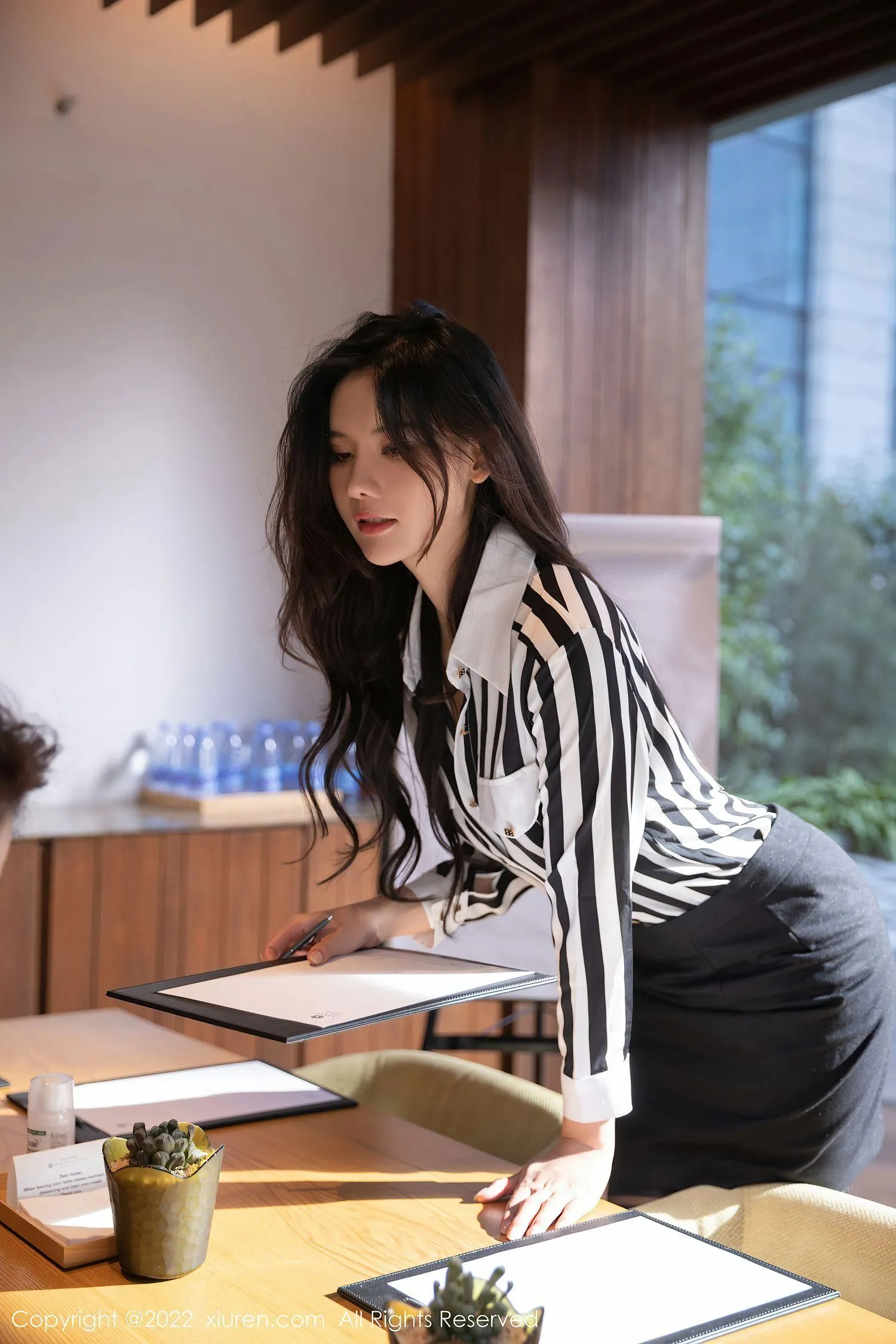 [XIUREN秀人网] 2022.11.25 NO.5910 就是阿朱啊 [80P]插图1