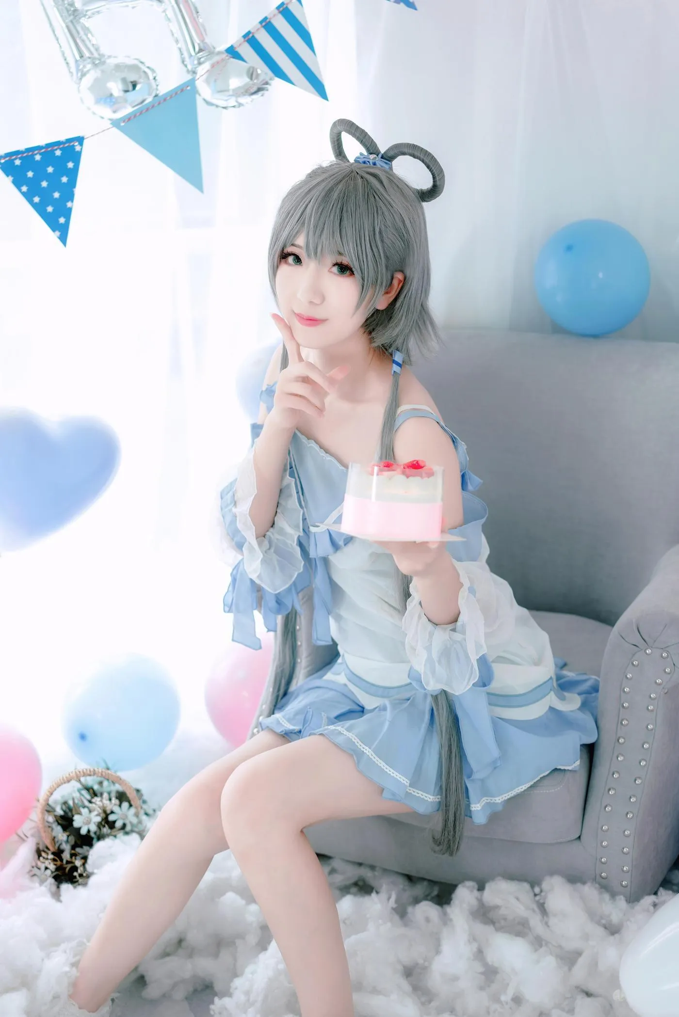 弥音音 – NO.24 洛天依 生日快乐 [10P]插图6