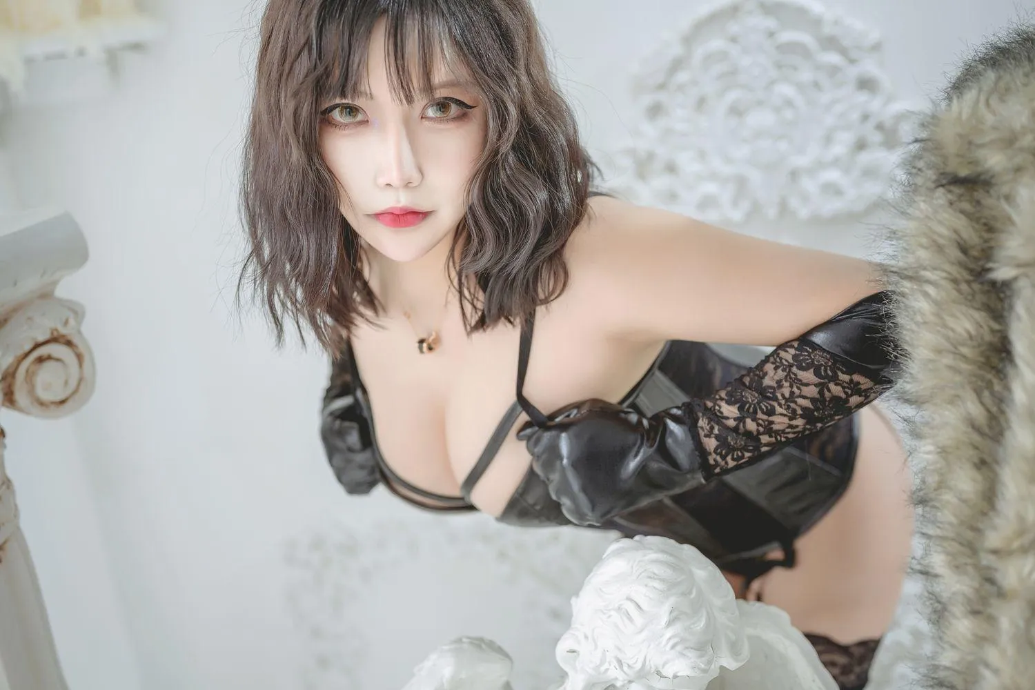 抱走莫子AA – NO.29 黑色皮衣 [40P]插图2