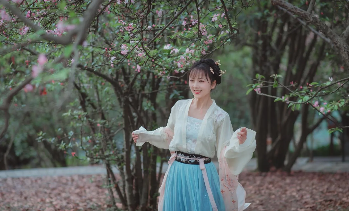 拿相机的执义 – NO.02 你我暮年静坐庭前赏花落谈笑流年出镜@巫忧爱做梦 [10P]插图6