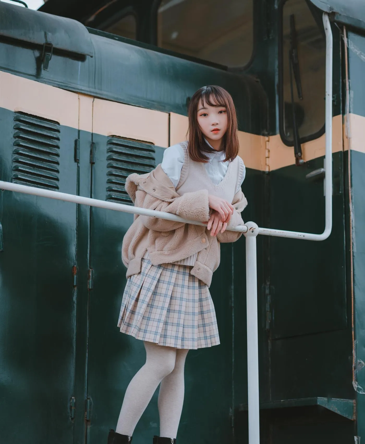 拿相机的执义 – NO.35 冬日JK少女这一站过后，下一站是什么样的风景呢 [13P]插图7