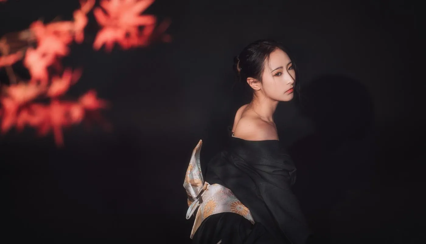 拿相机的执义 – NO.44 和服写真-咲き夸るは 君よ花よ [12P]插图