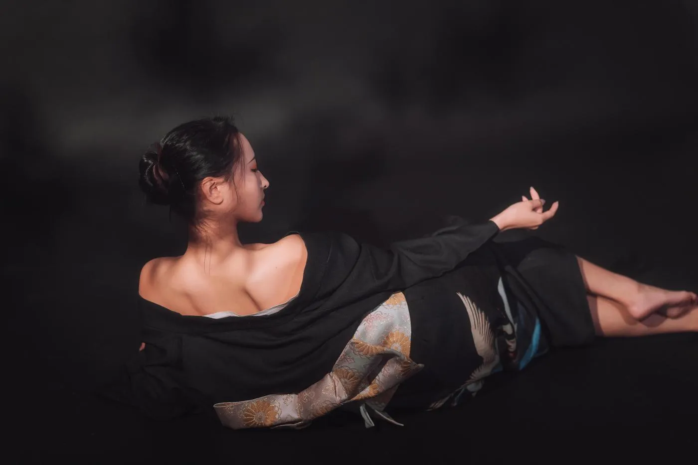 拿相机的执义 – NO.44 和服写真-咲き夸るは 君よ花よ [12P]插图1