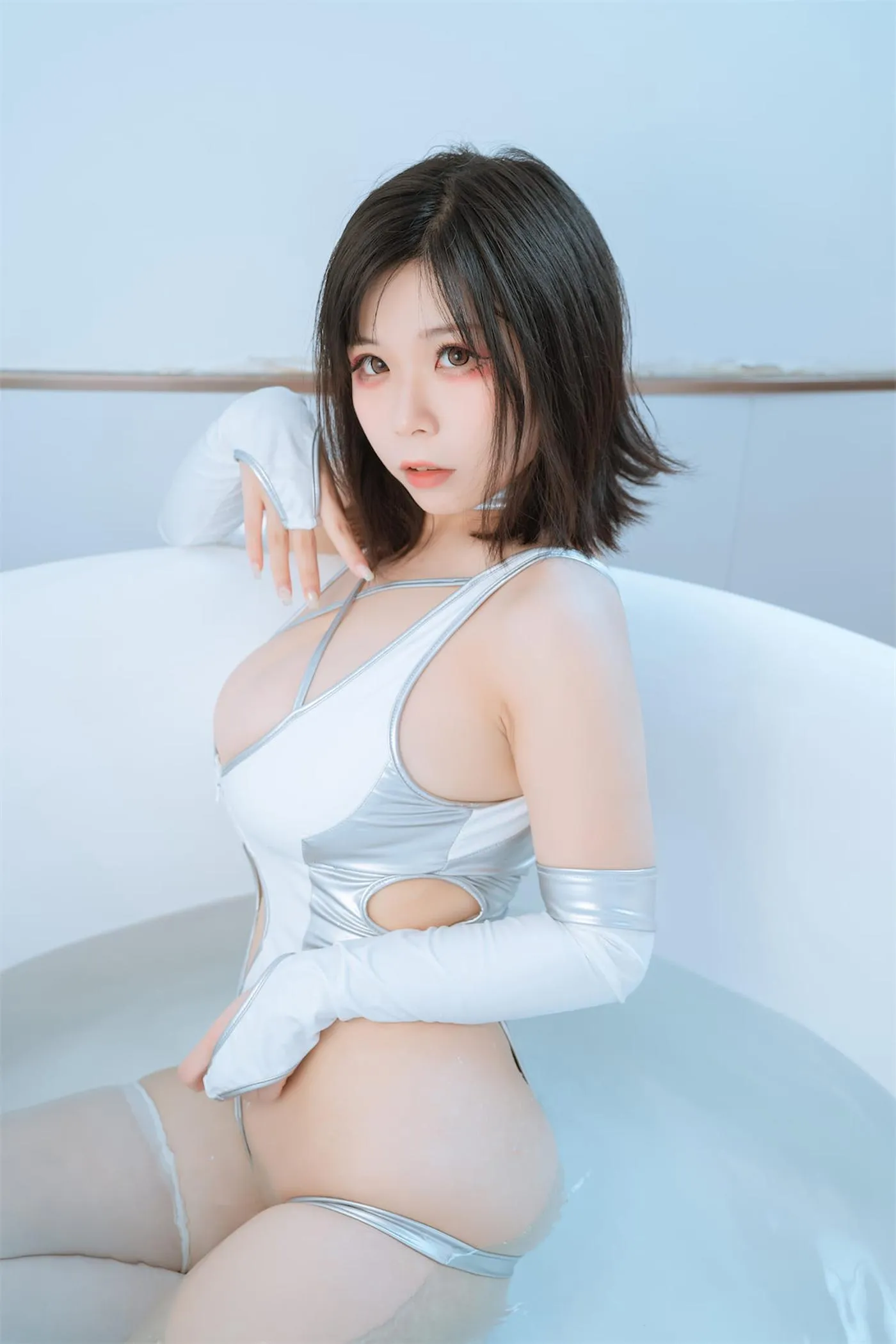 无颜小天使wy – NO.17 戏水竞泳 [62P]插图1