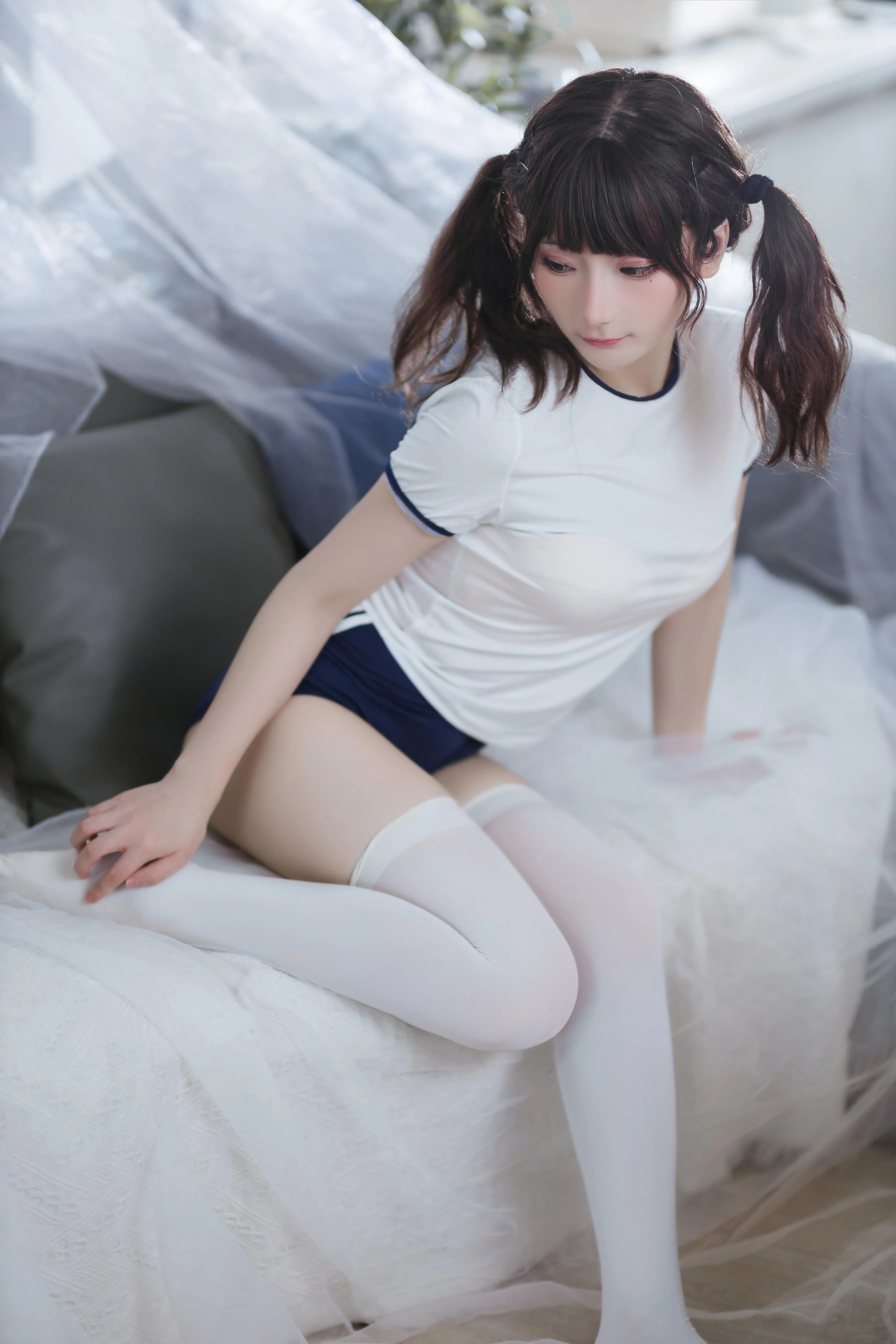 是三不是世w – NO.05 束缚 [37P]插图1