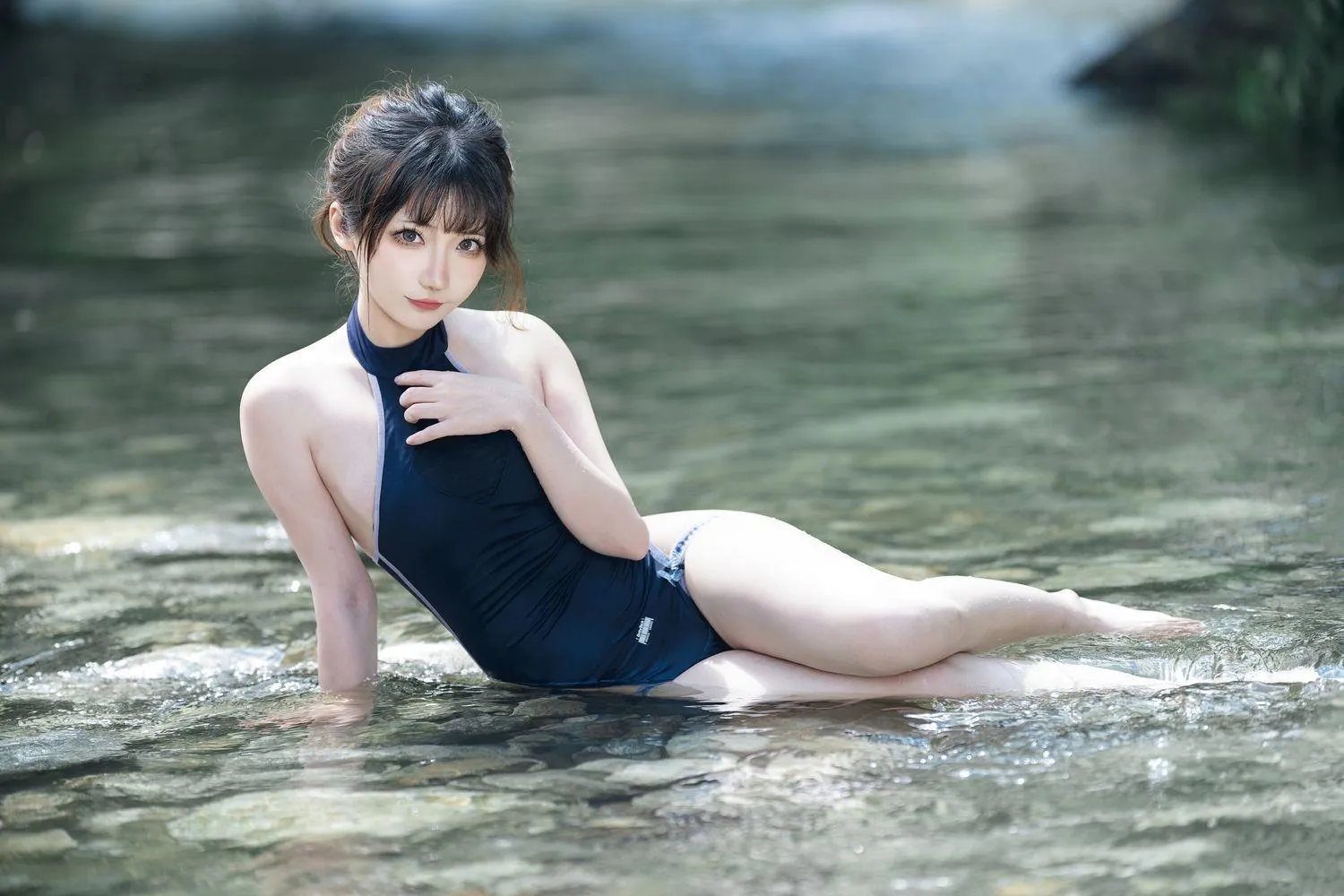 是三不是世w – NO.14 小溪竞泳 [47P]插图6