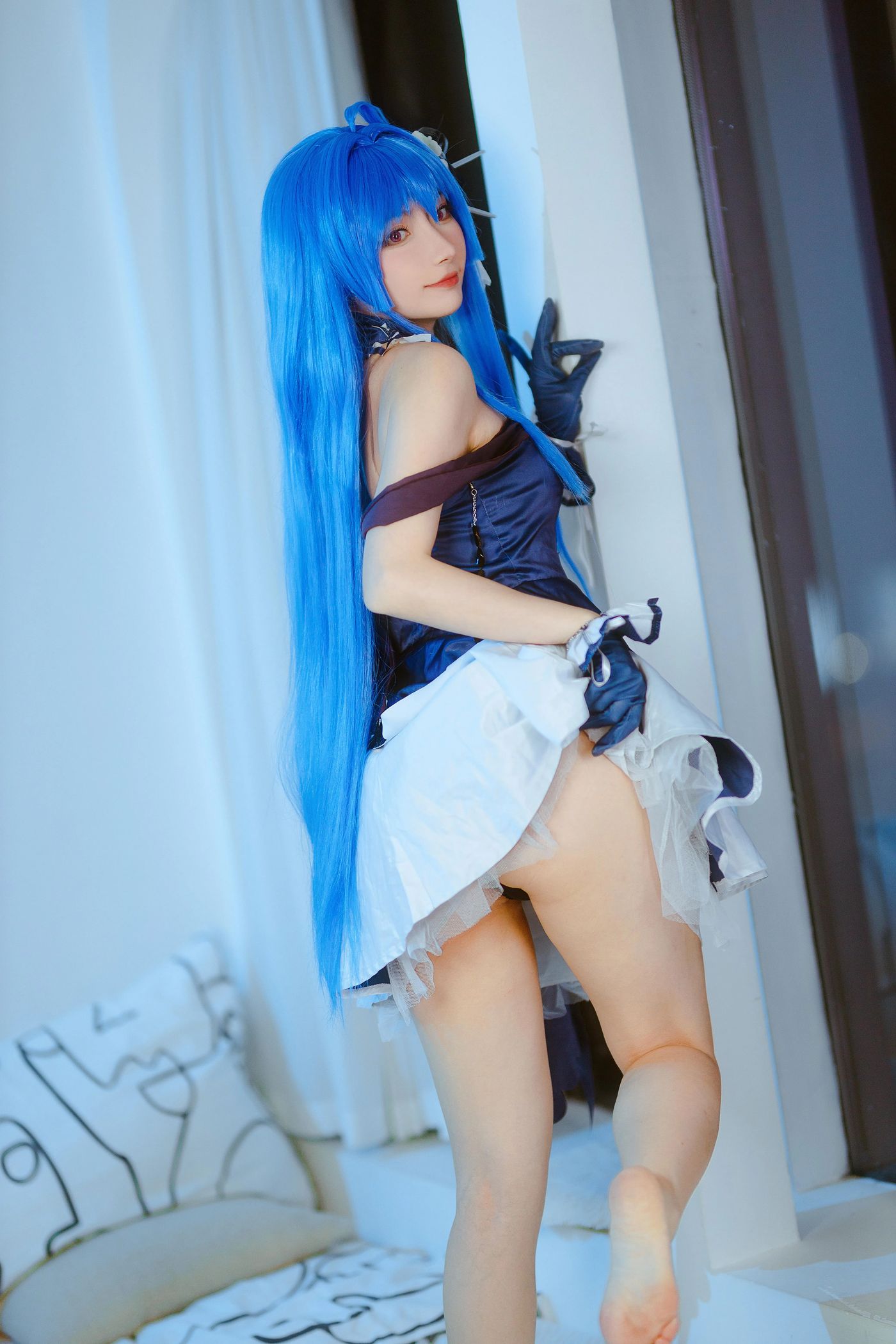 是三不是世w – NO.19 Nikke胜利女神· 海伦娜捆绑 [58P]插图6