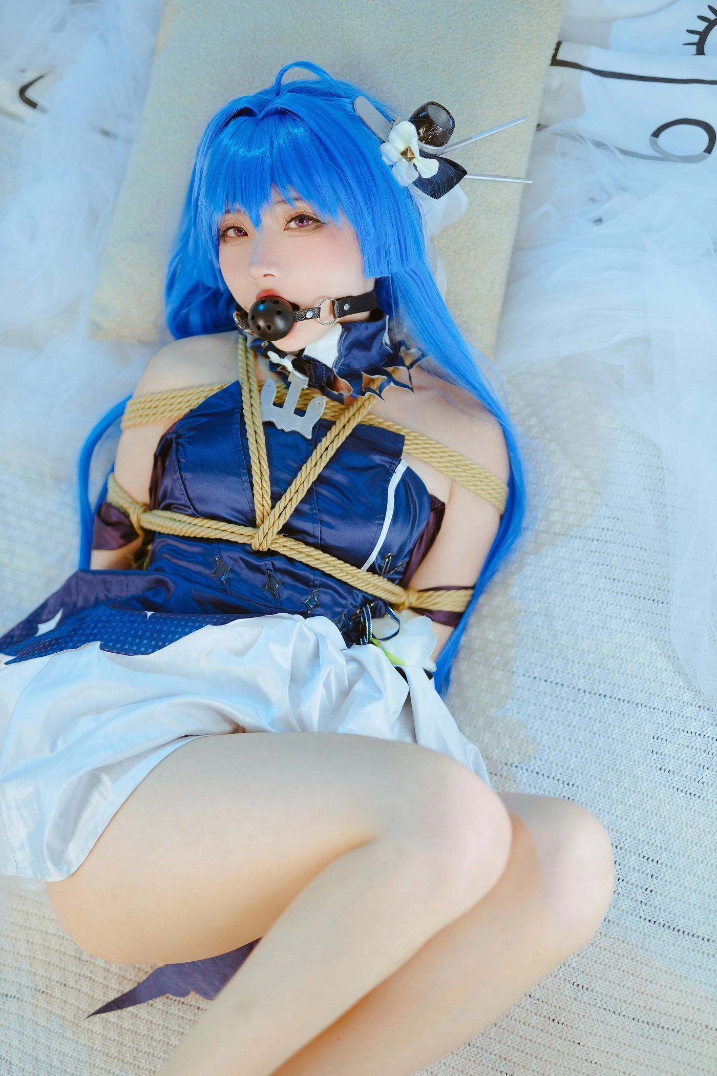 是三不是世w – NO.19 Nikke胜利女神· 海伦娜捆绑 [58P]插图6