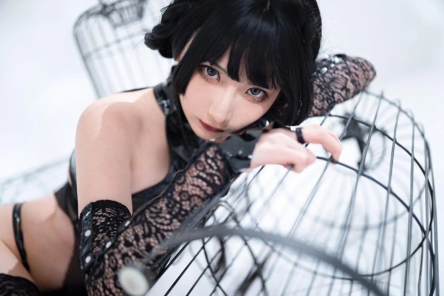 是三不是世w NO.010 功夫旗袍 [18P]插图9