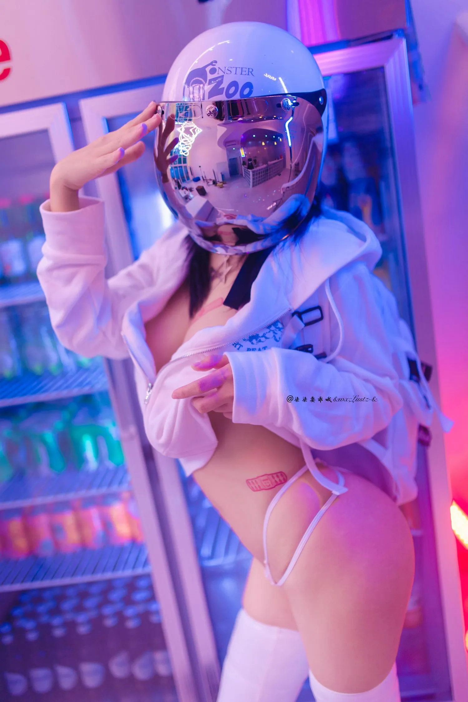 柒柒要乖哦 NO.005 骑行少女 [47P]插图9